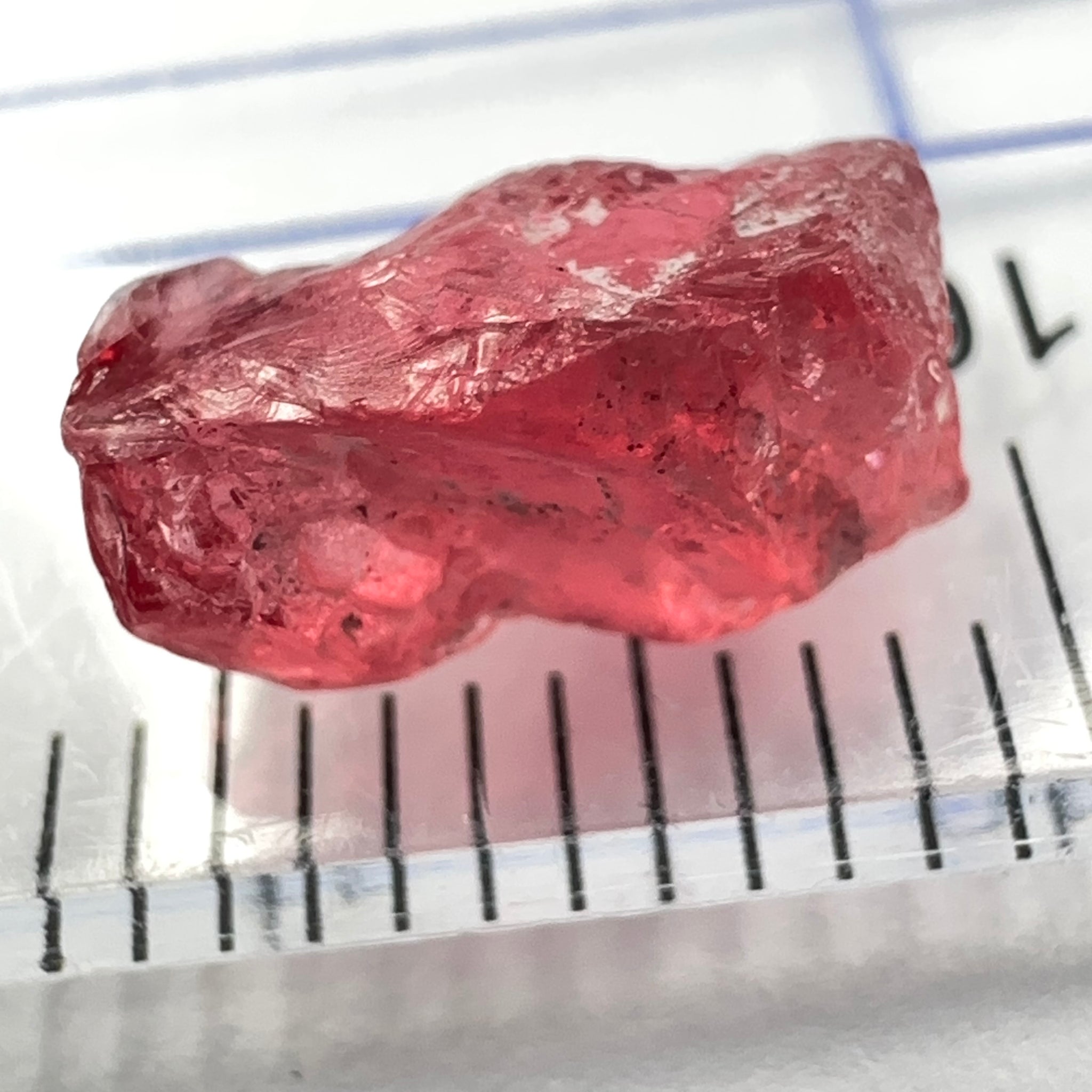 Spinel, 2.53ct, Mahenge, Untreated Unheated, very slight veils, slight cracks on the outside need to be removed on disk