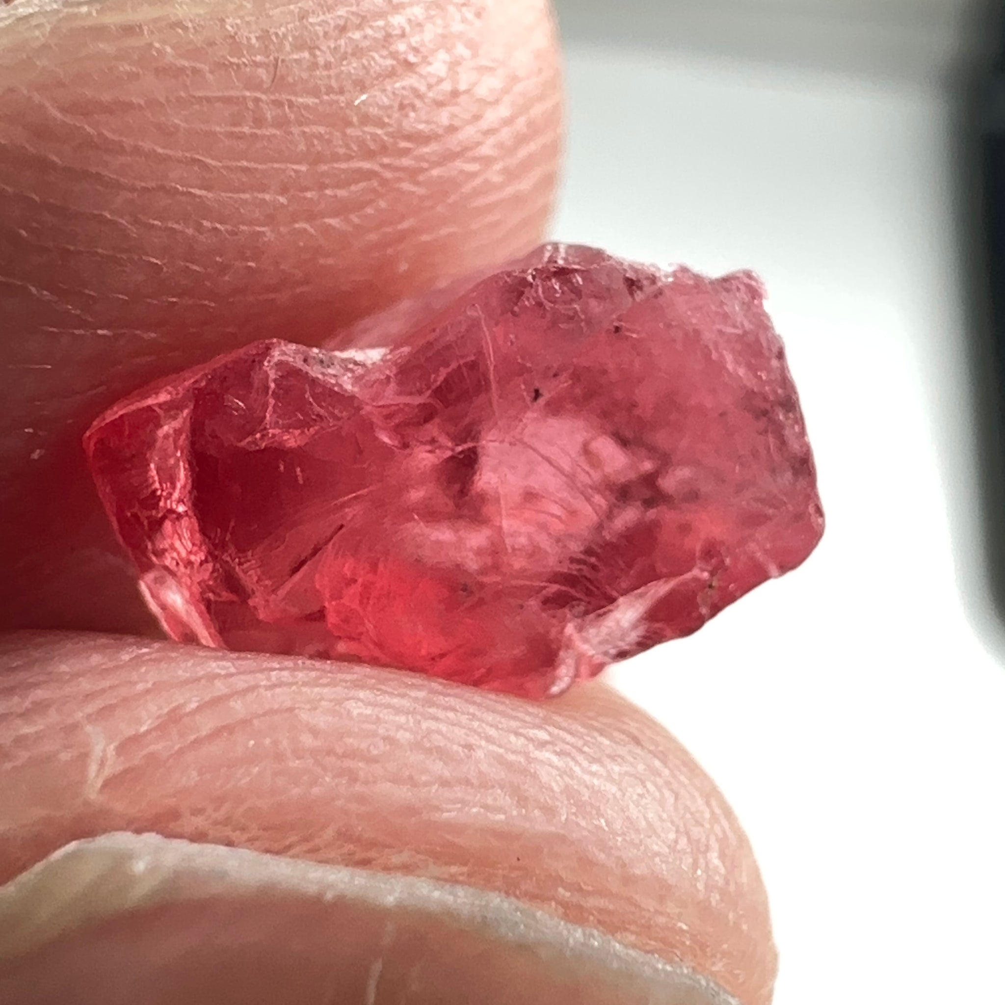 Spinel, 2.53ct, Mahenge, Untreated Unheated, very slight veils, slight cracks on the outside need to be removed on disk