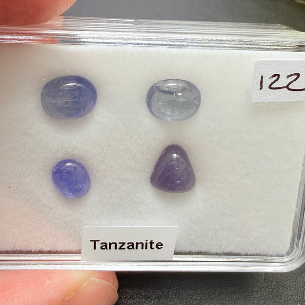 Tanzanite Cabochon Box, Merelani, Tanzania, Gently Heated