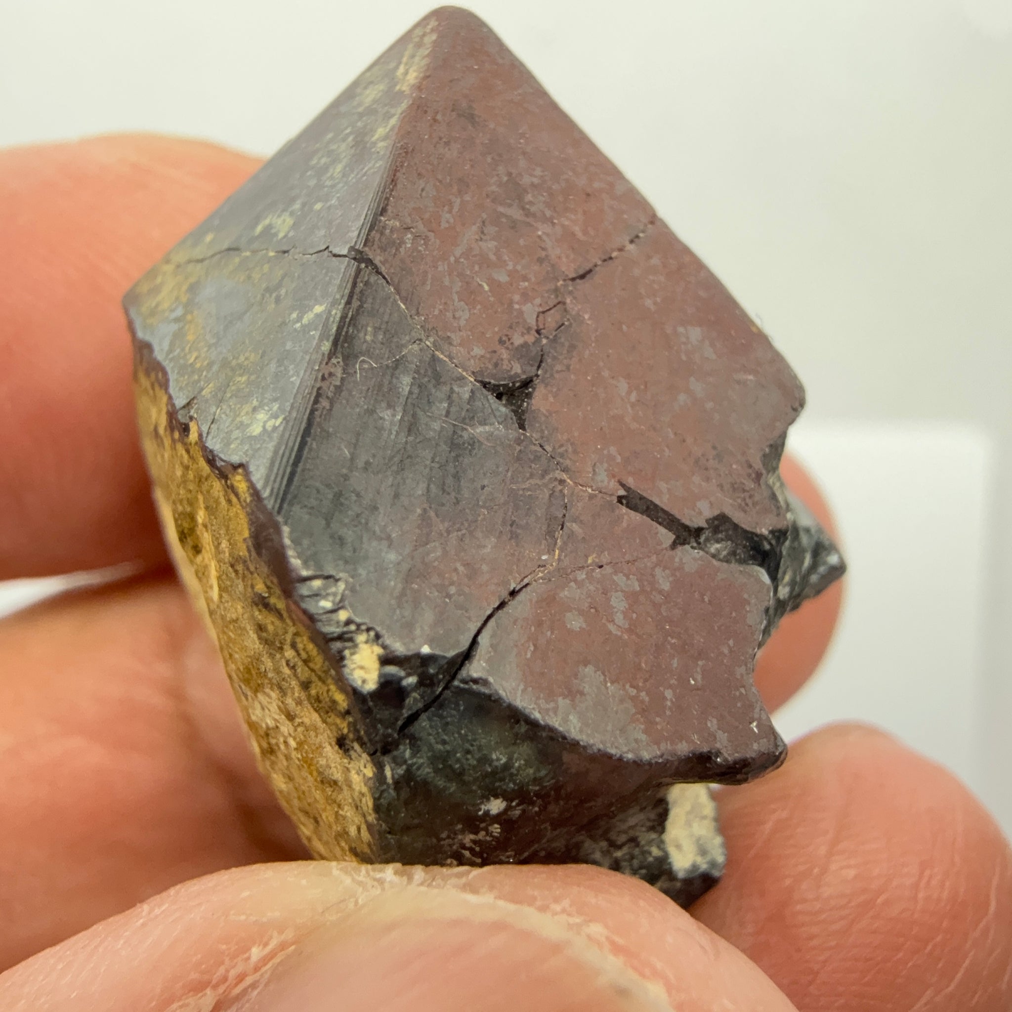 Magnetite Crystal, Merelani, same mining pit as Tanzanite, comes out with Tanzanite, Tanzania, Untreated Unheated. 28.1gm 30 x 27 x 19.6mm