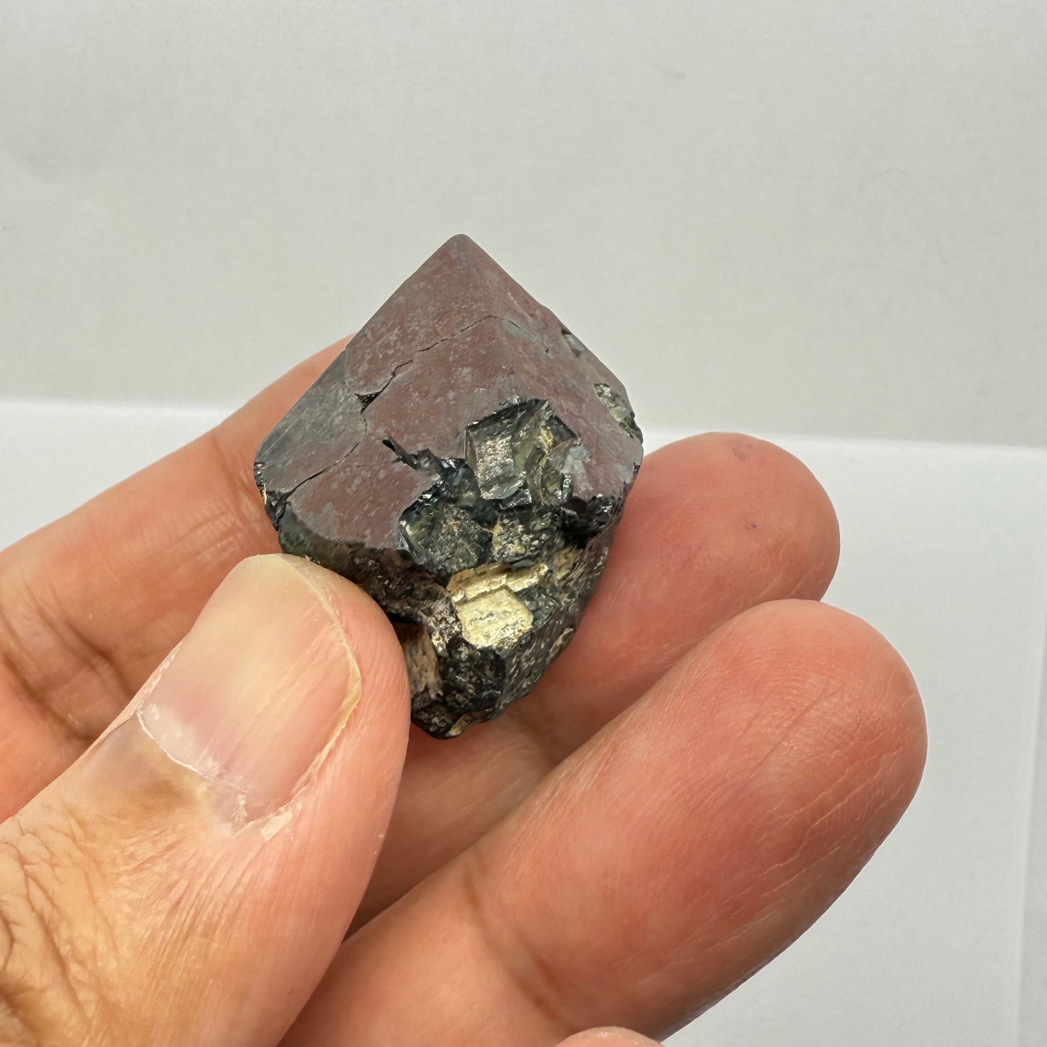 Magnetite Crystal, Merelani, same mining pit as Tanzanite, comes out with Tanzanite, Tanzania, Untreated Unheated. 28.1gm 30 x 27 x 19.6mm