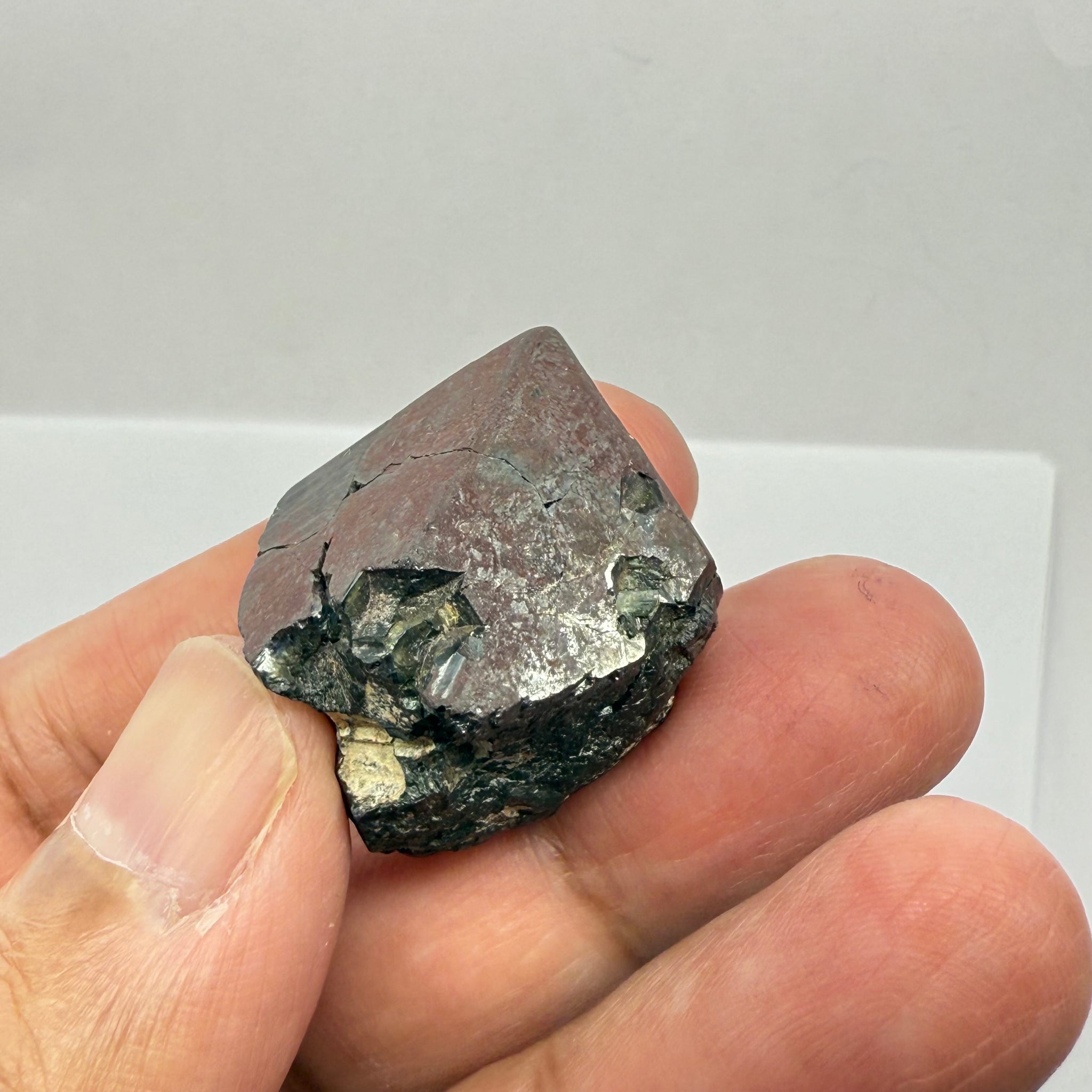 Magnetite Crystal, Merelani, same mining pit as Tanzanite, comes out with Tanzanite, Tanzania, Untreated Unheated. 28.1gm 30 x 27 x 19.6mm