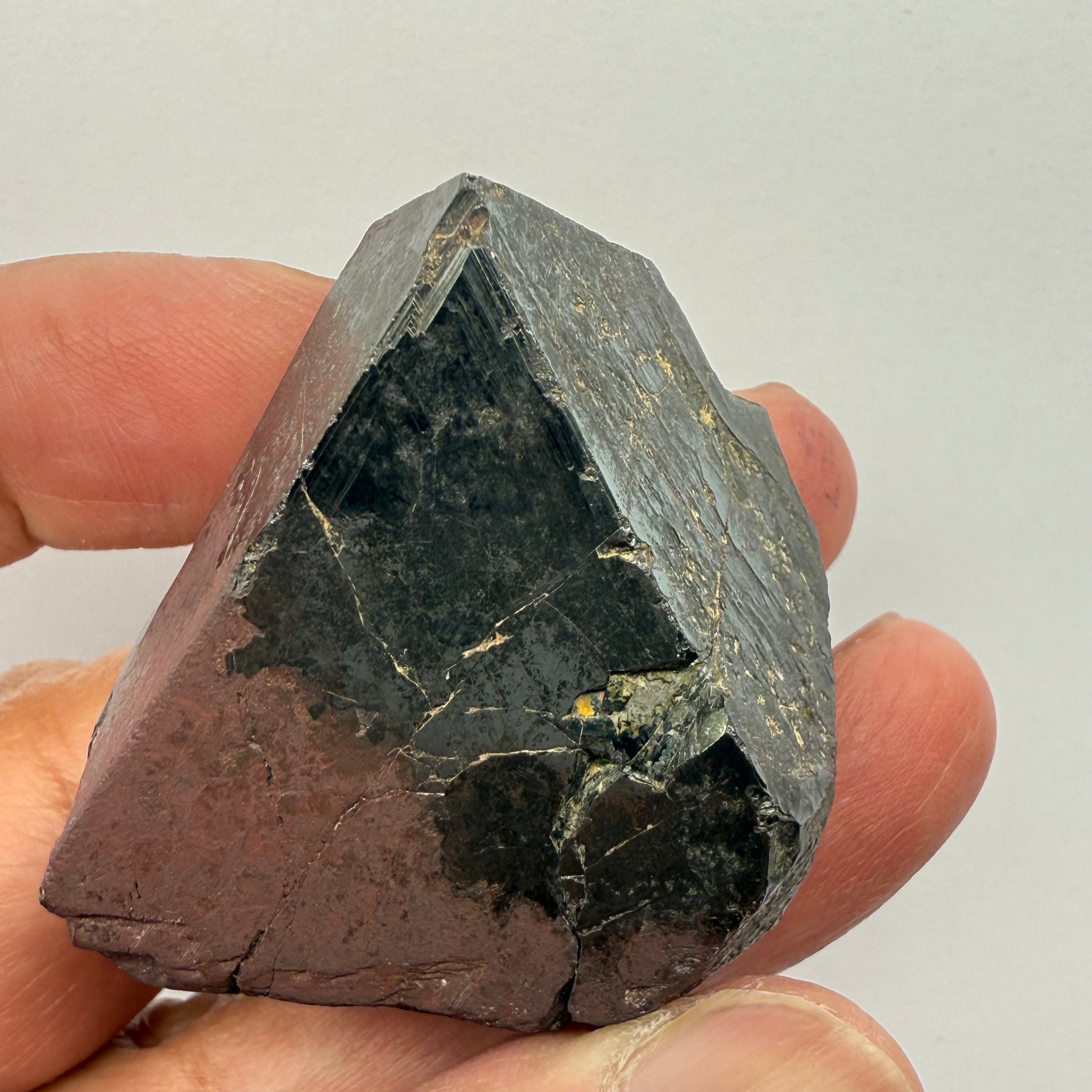 Magnetite Crystal, Merelani, same mining pit as Tanzanite, comes out with Tanzanite, Tanzania, Untreated Unheated. 99.70gm 45.1 x 38.6 x 33.0mm