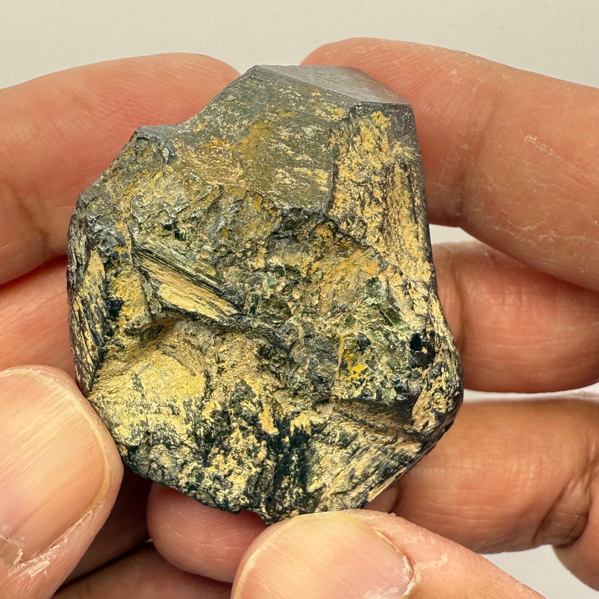 Magnetite Crystal, Merelani, same mining pit as Tanzanite, comes out with Tanzanite, Tanzania, Untreated Unheated. 99.70gm 45.1 x 38.6 x 33.0mm