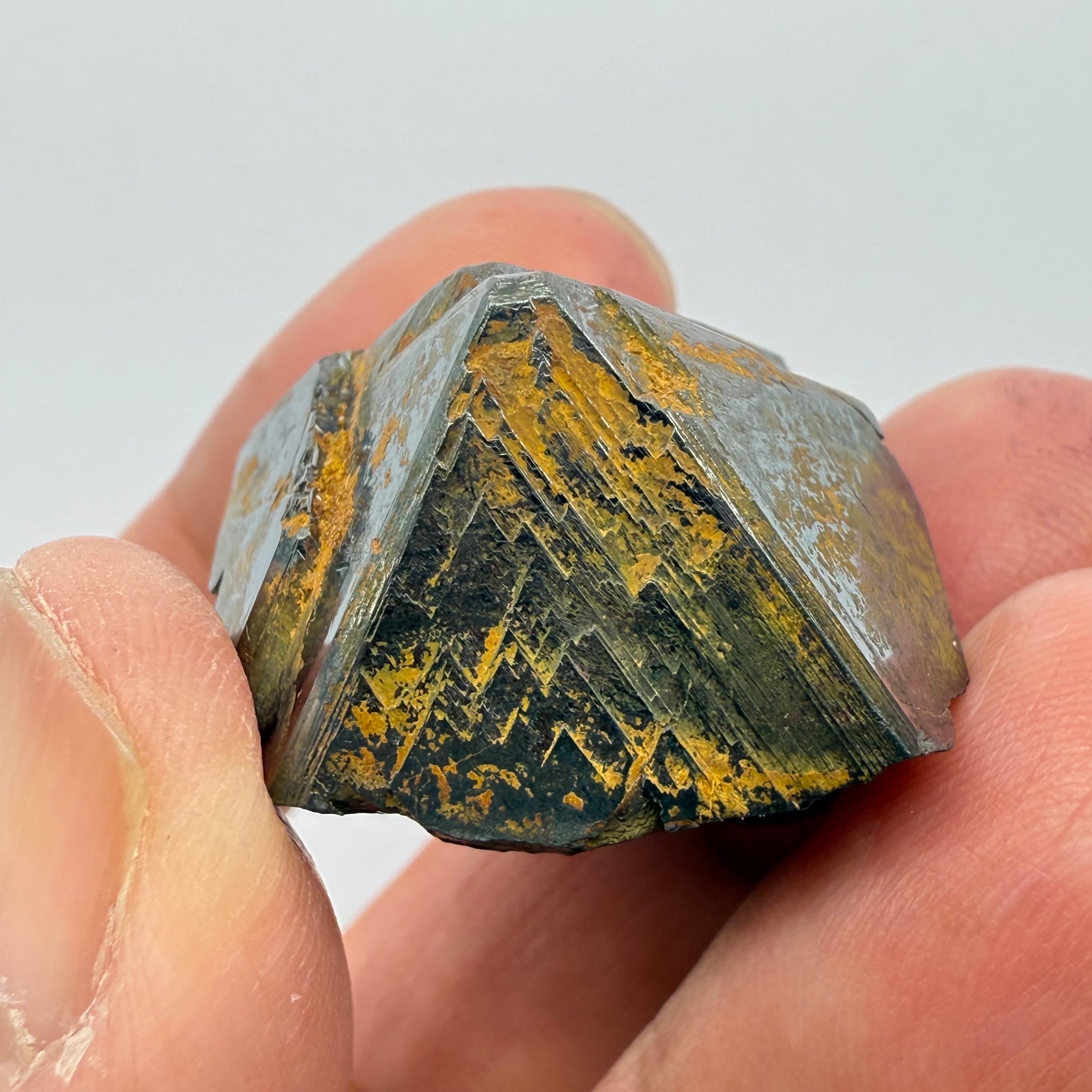 Magnetite Crystal, Merelani, same mining pit as Tanzanite, comes out with Tanzanite, Tanzania, Untreated Unheated. 43.80gm 26.8 x 28.4 x 29.1mm