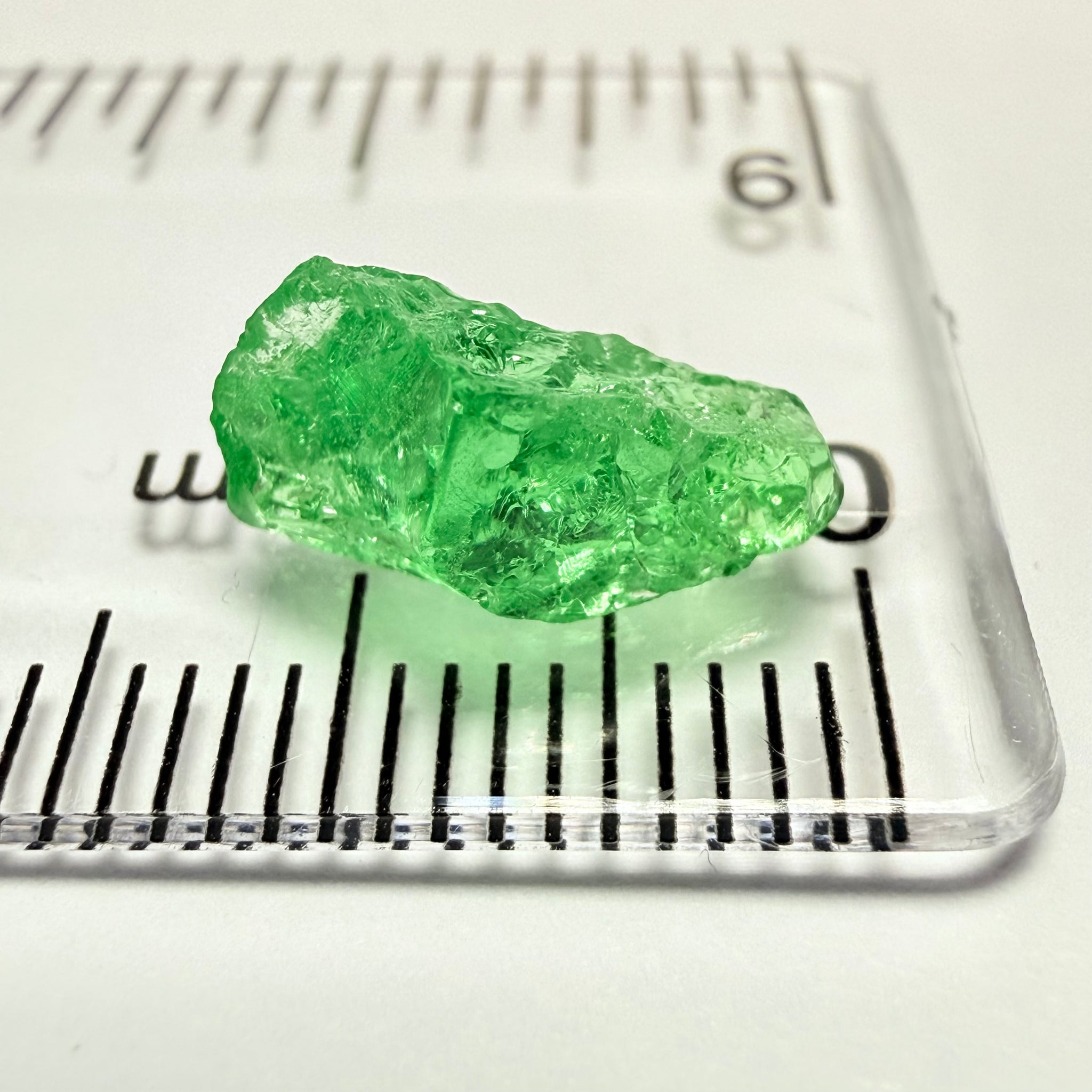 Tsavorite Garnet, 2.67ct, Tanzania, Untreated Unheated. Slight veils inside, really bad shape for faceting