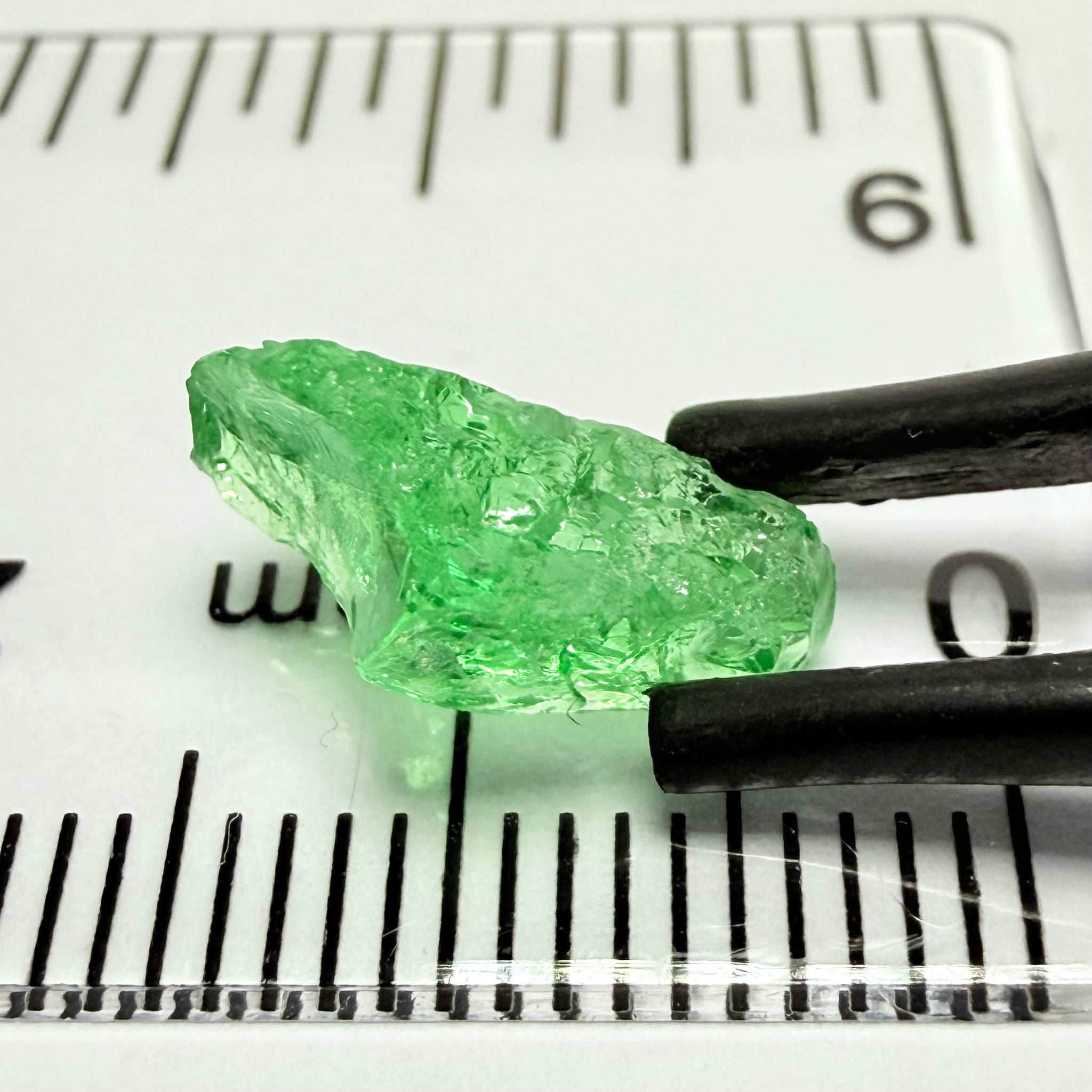 Tsavorite Garnet, 2.67ct, Tanzania, Untreated Unheated. Slight veils inside, really bad shape for faceting