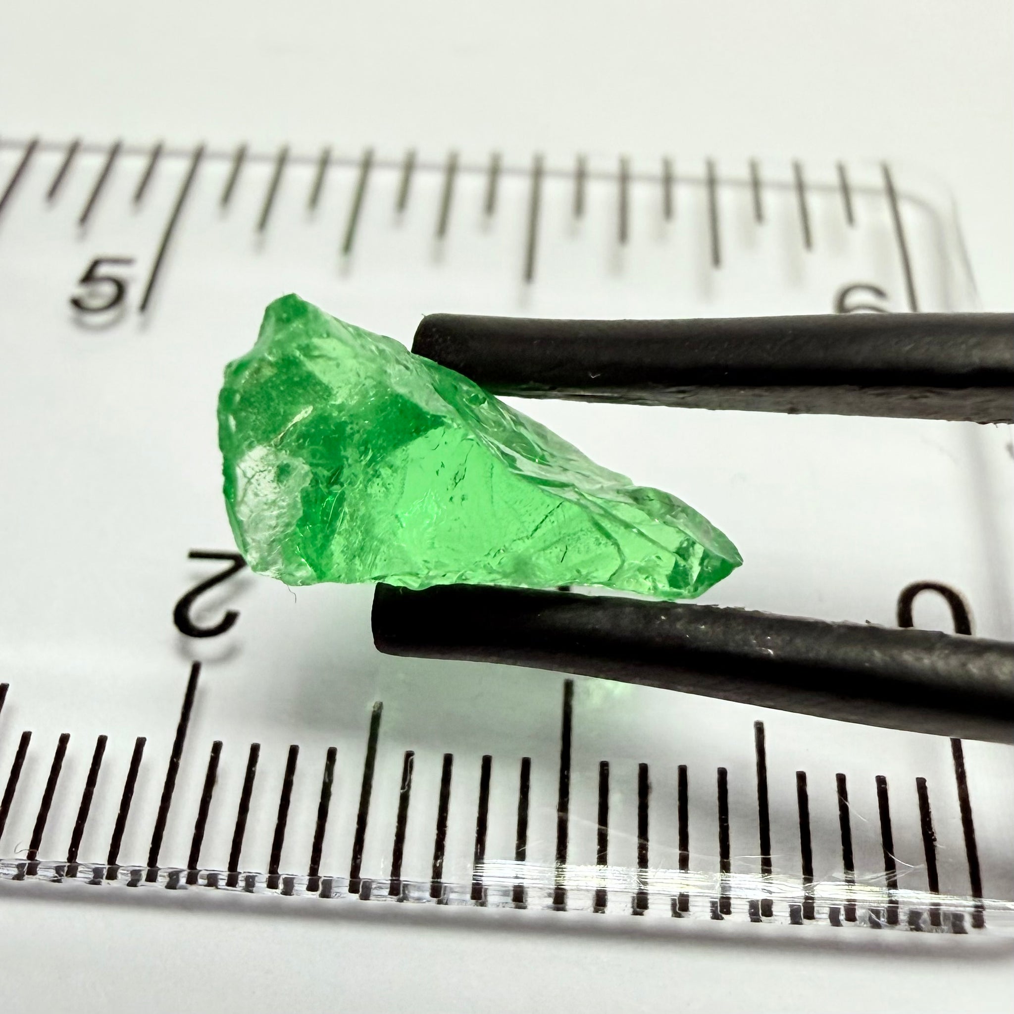Tsavorite Garnet, 2.67ct, Tanzania, Untreated Unheated. Slight veils inside, really bad shape for faceting