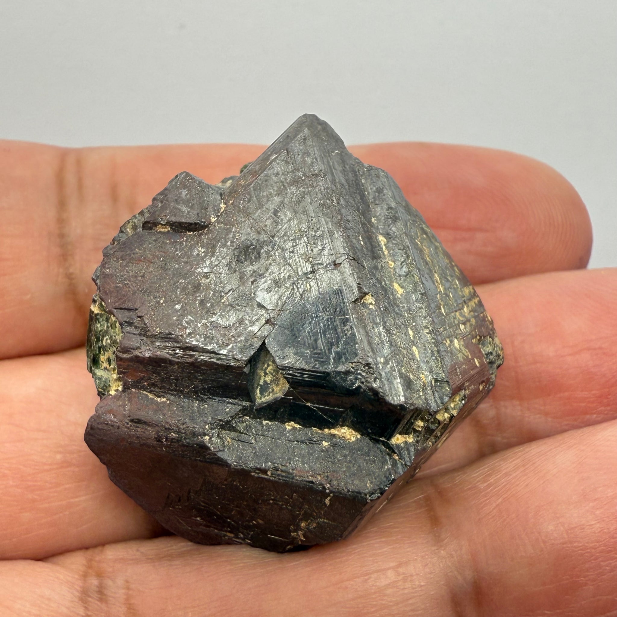 Magnetite Crystal, Merelani, same mining pit as Tanzanite, comes out with Tanzanite, Tanzania, Untreated Unheated. 36.40gm 30.1 x 26.6 x 20.4mm