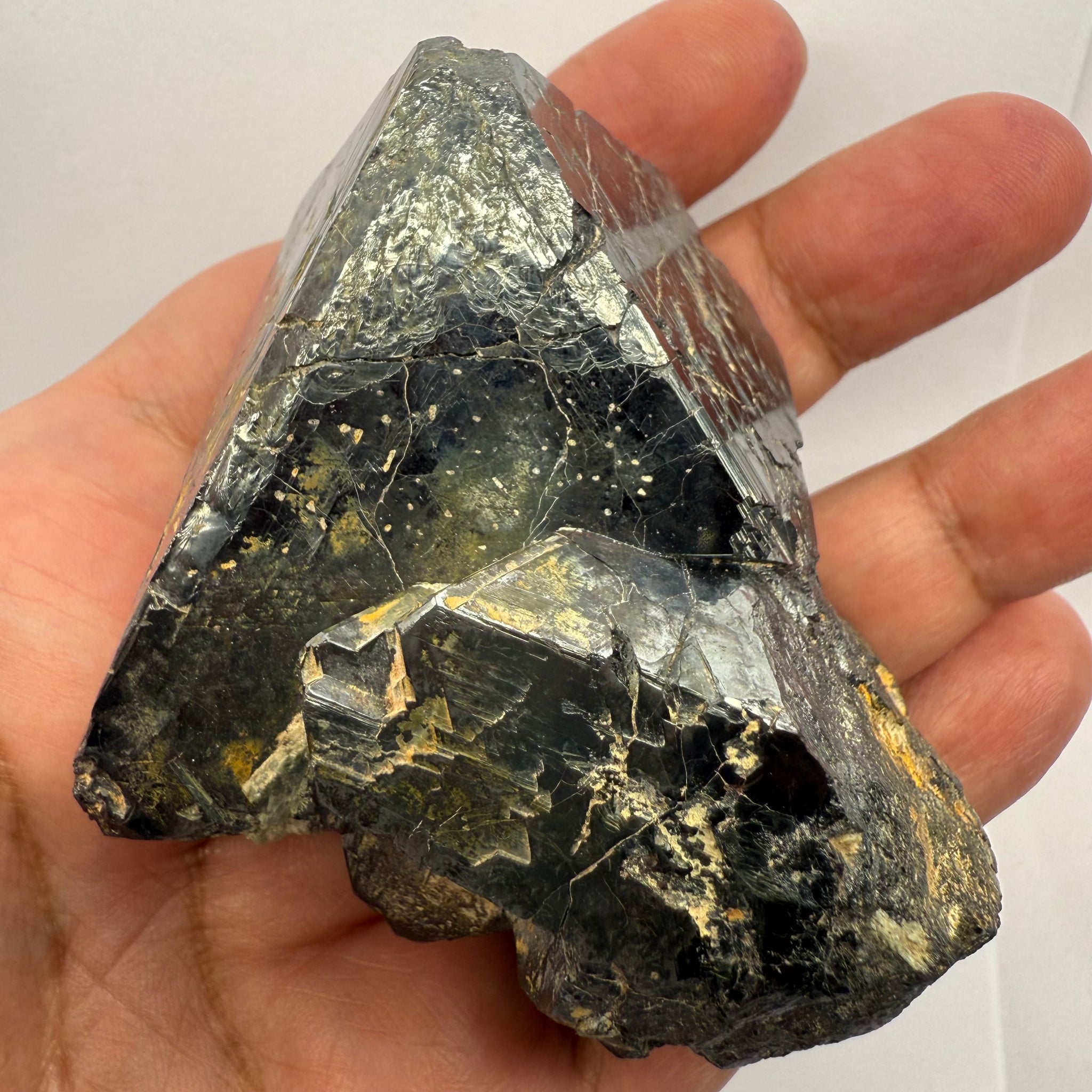 Magnetite Crystal, Merelani, same mining pit as Tanzanite, comes out with Tanzanite, Tanzania, Untreated Unheated. 376.10gm 66.1 x 69.8 x 65.8mm