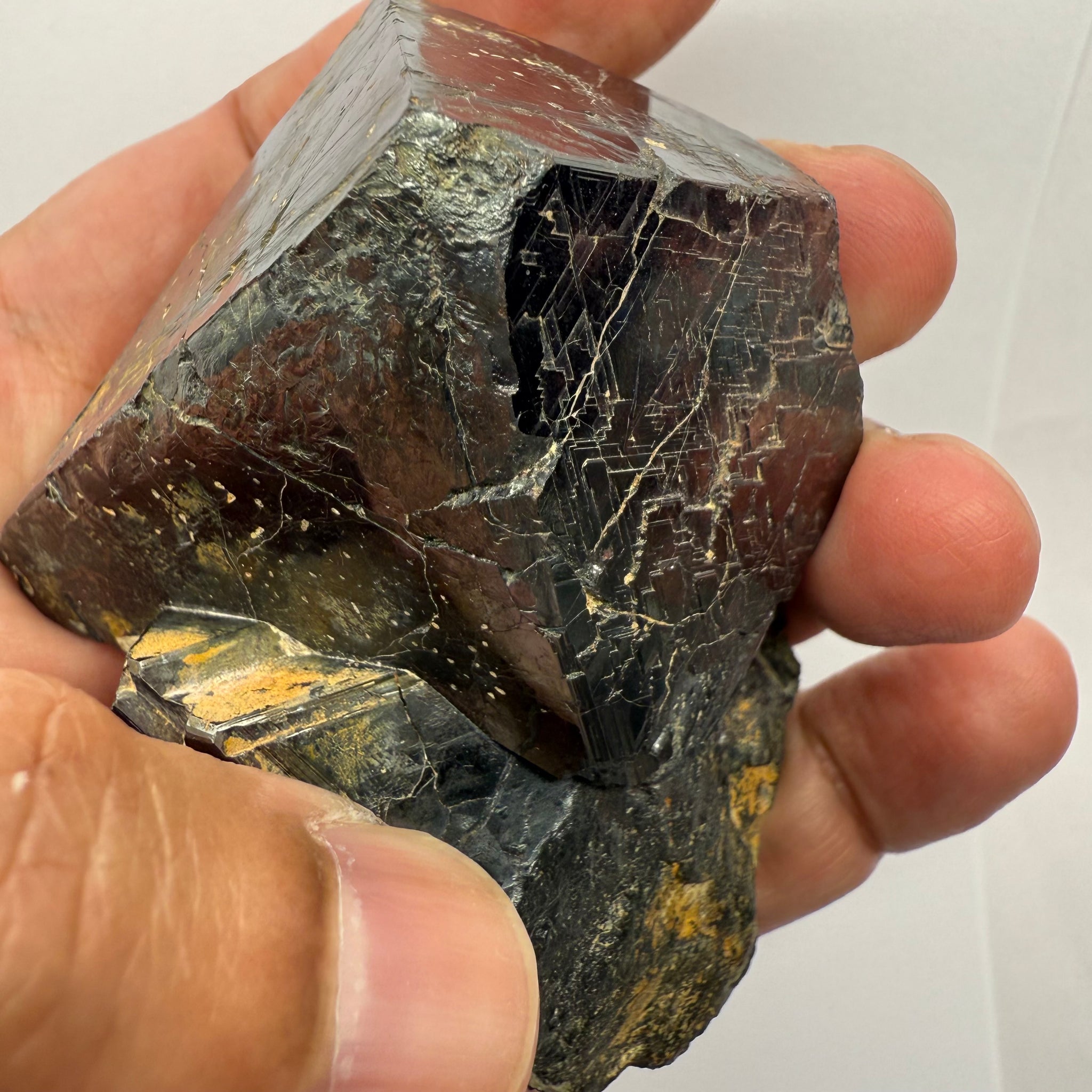 Magnetite Crystal, Merelani, same mining pit as Tanzanite, comes out with Tanzanite, Tanzania, Untreated Unheated. 376.10gm 66.1 x 69.8 x 65.8mm