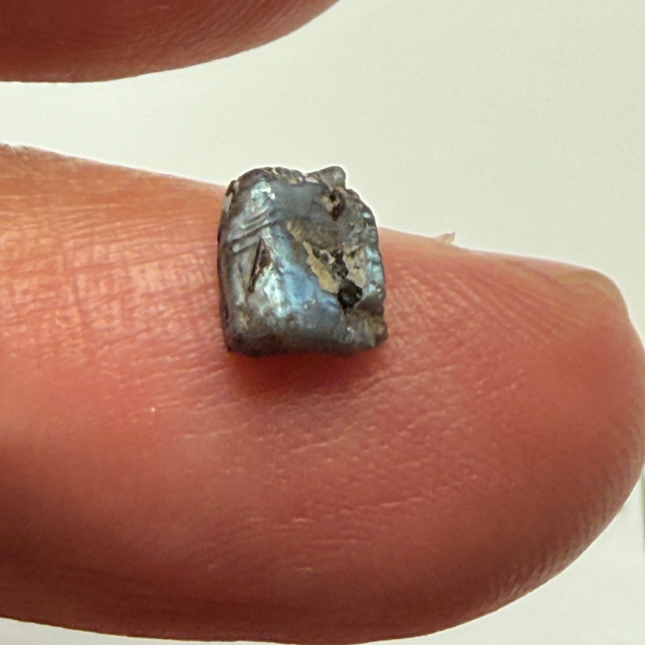 Alexandrite Crystal, 1.22ct, Manyara, Tanzania, Untreated Unheated, free standing