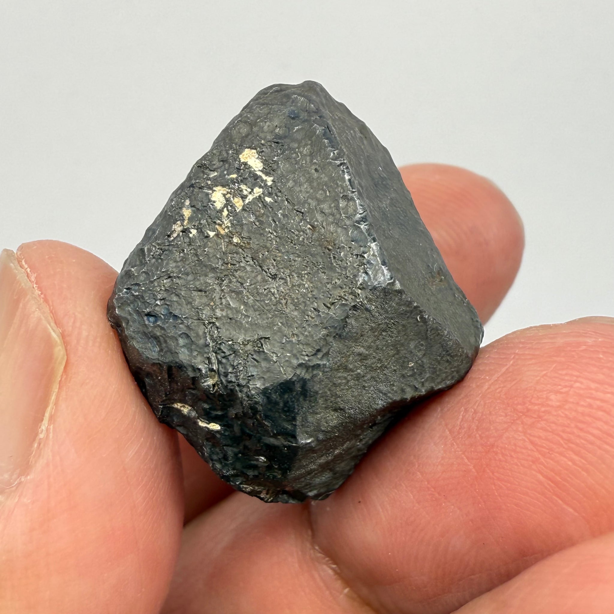 Alabandite Crystal, Merelani, same mining pit as Tanzanite, comes out with Tanzanite, Tanzania, Untreated Unheated. 24.10gm 19.1 x 23.1 x 26.9mm