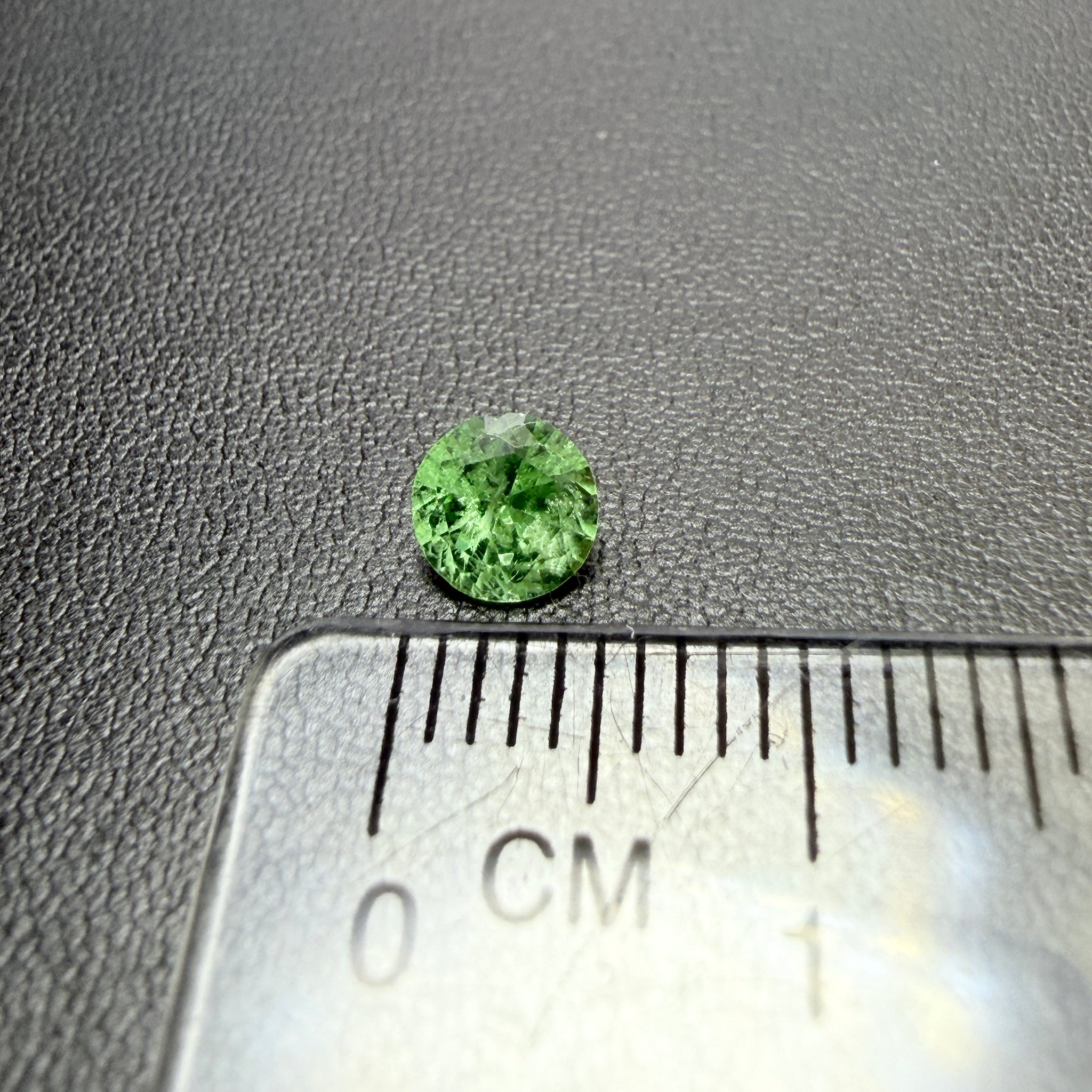 Tsavorite Garnet, 0.46ct, Kenya, Unheated Untreated