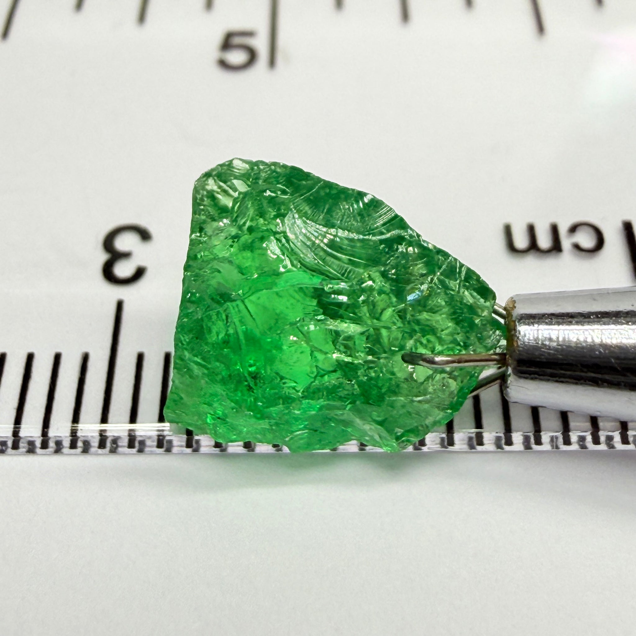 Tsavorite Garnet, 4.19ct, Tanzania, Untreated Unheated. Very slightly veiled, flattish shape
