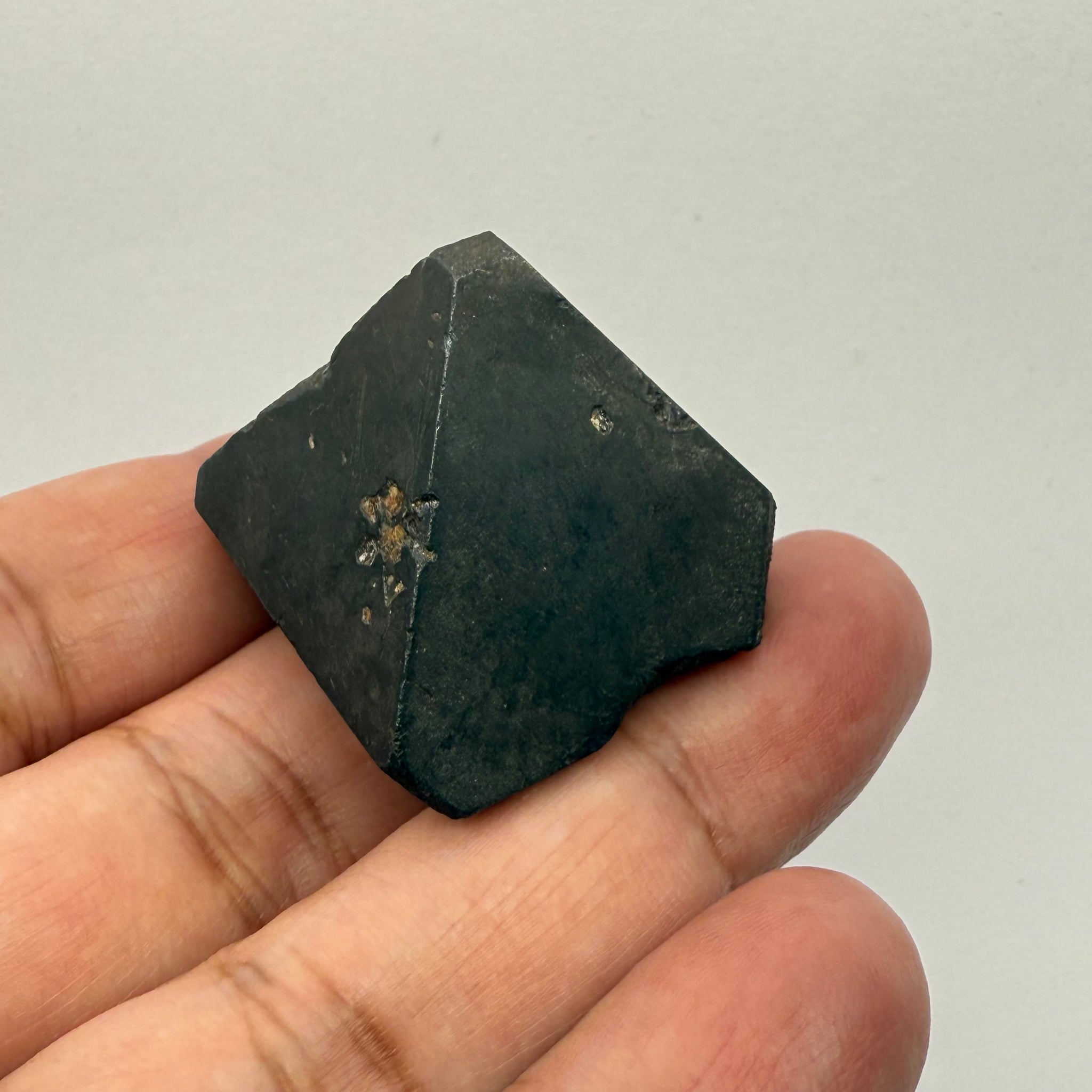 Alabandite Crystal, Merelani, same mining pit as Tanzanite, comes out with Tanzanite, Tanzania, Untreated Unheated. 53.50gm 30.60 x 34.9 x 31.7mm