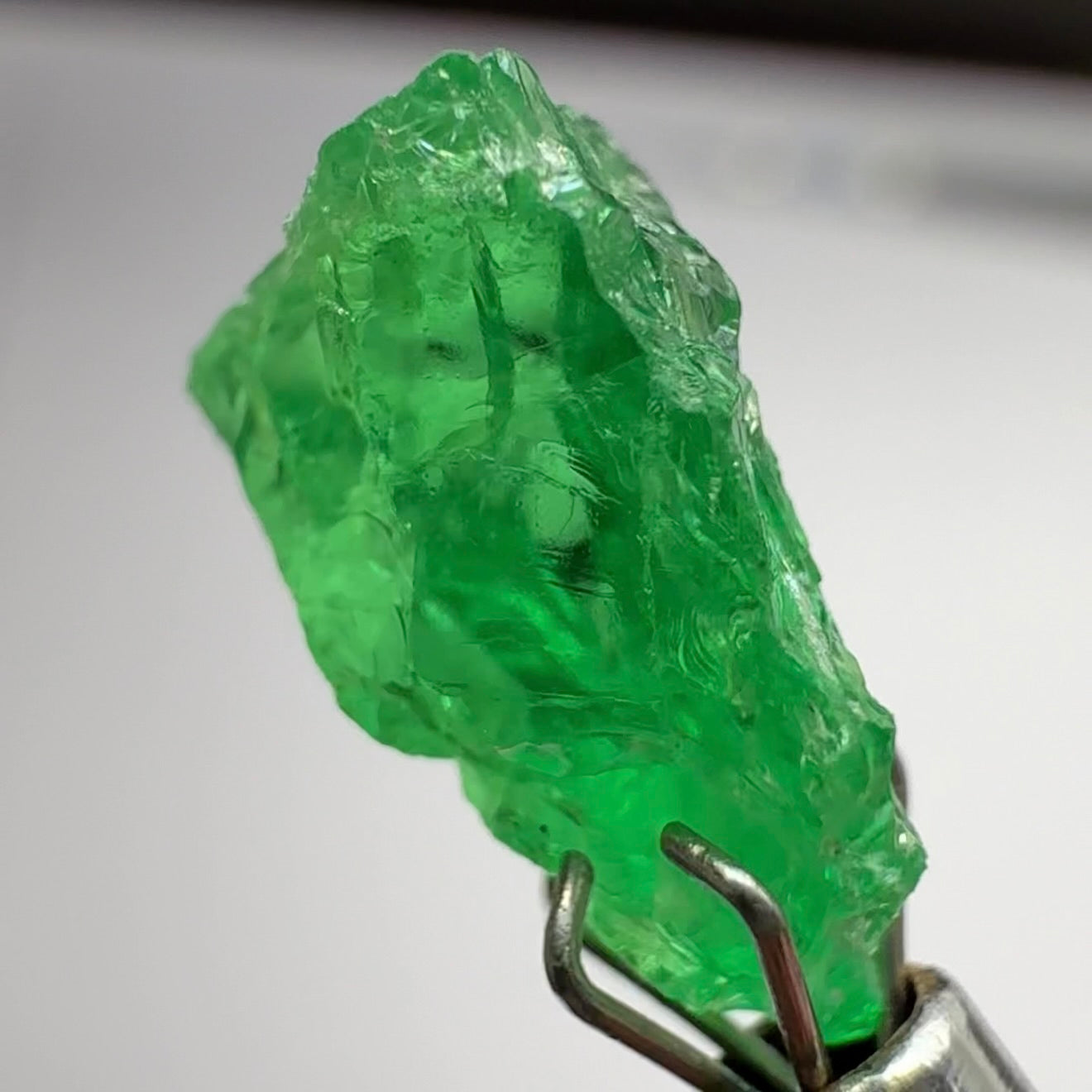 Tsavorite Garnet, 4.19ct, Tanzania, Untreated Unheated. Very slightly veiled, flattish shape