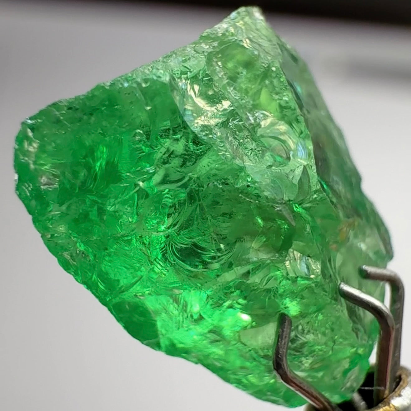 Tsavorite Garnet, 4.19ct, Tanzania, Untreated Unheated. Very slightly veiled, flattish shape