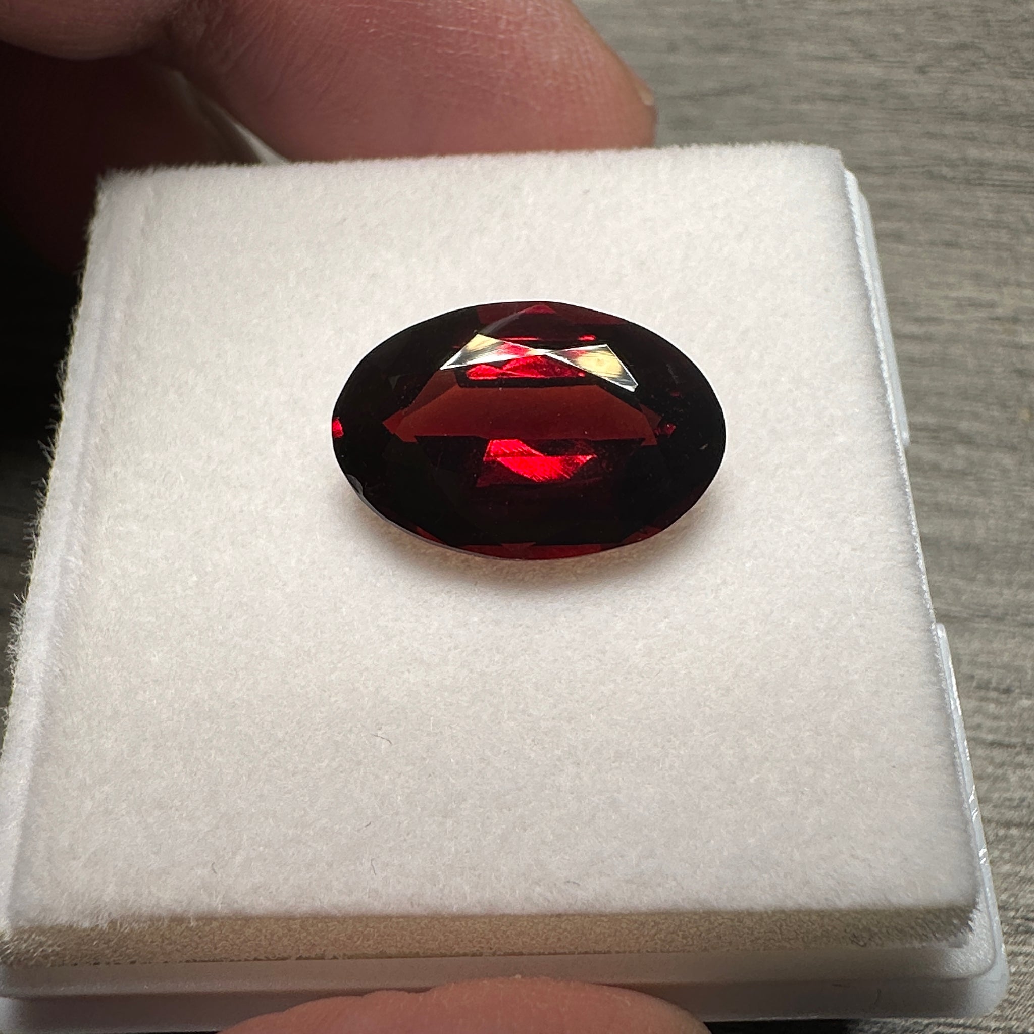 Umba Garnet, 7.09ct, Tanzania, Untreated Unheated, slight issue, see blue circle on picture