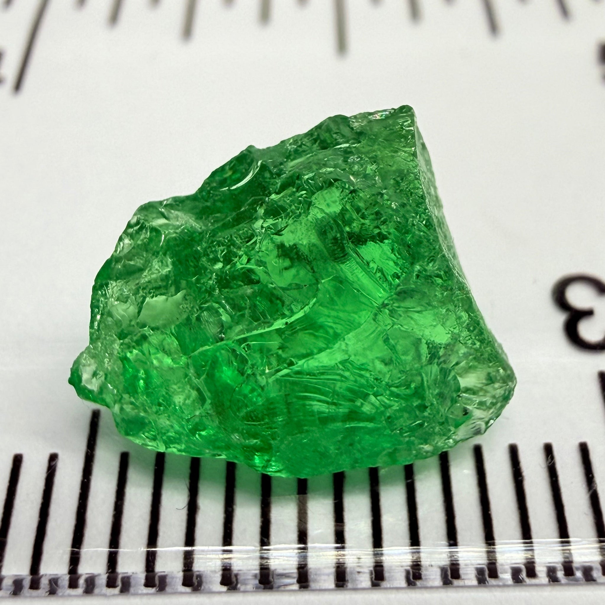 Tsavorite Garnet, 4.19ct, Tanzania, Untreated Unheated. Very slightly veiled, flattish shape