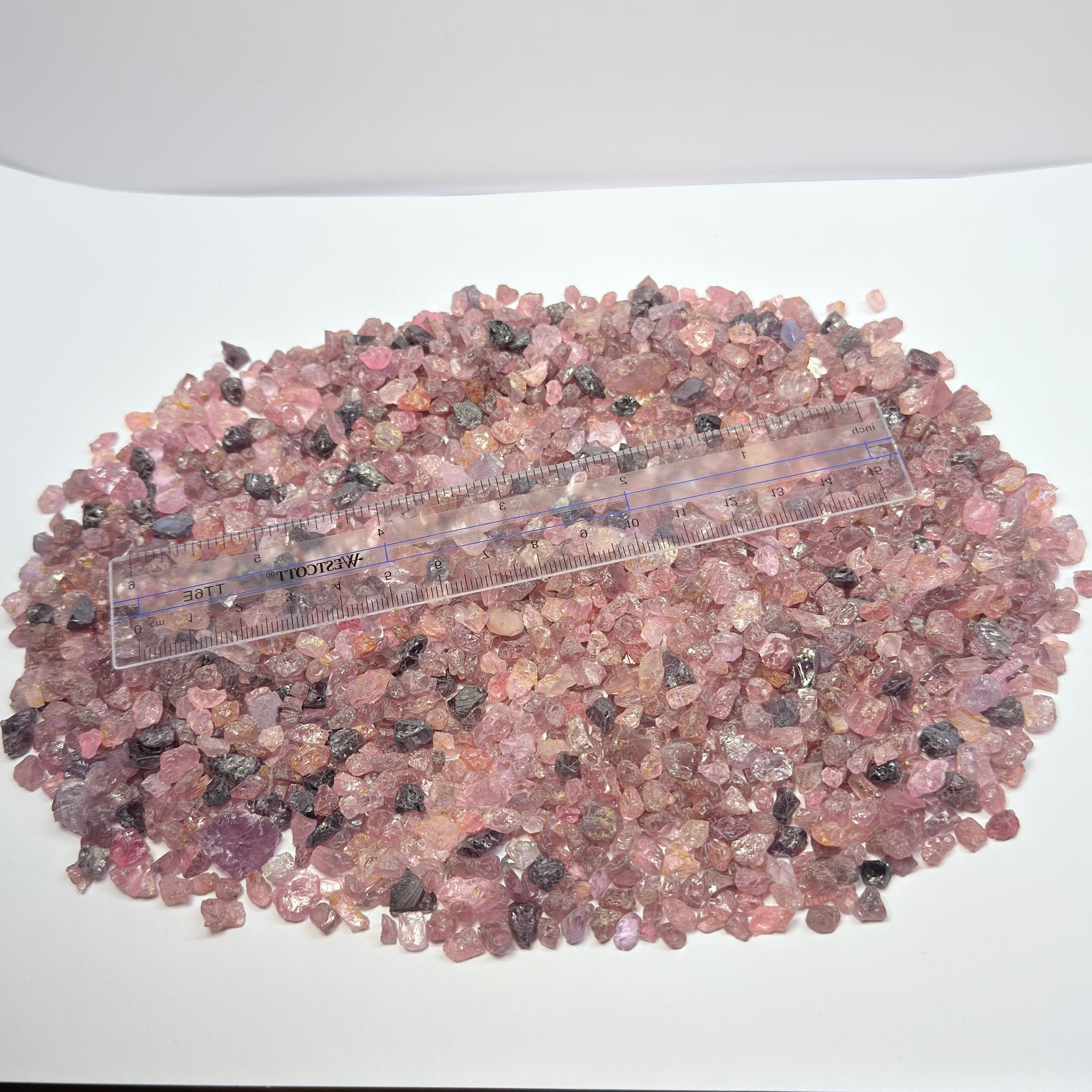 Mahenge Spinel Lot, 377.20gm / 1885ct, Mahenge, Tanzania, Untreated Unheated, melee sizes, 1.40ct average, at US$2 per gm that’s only US$0.40ct wholesale lot