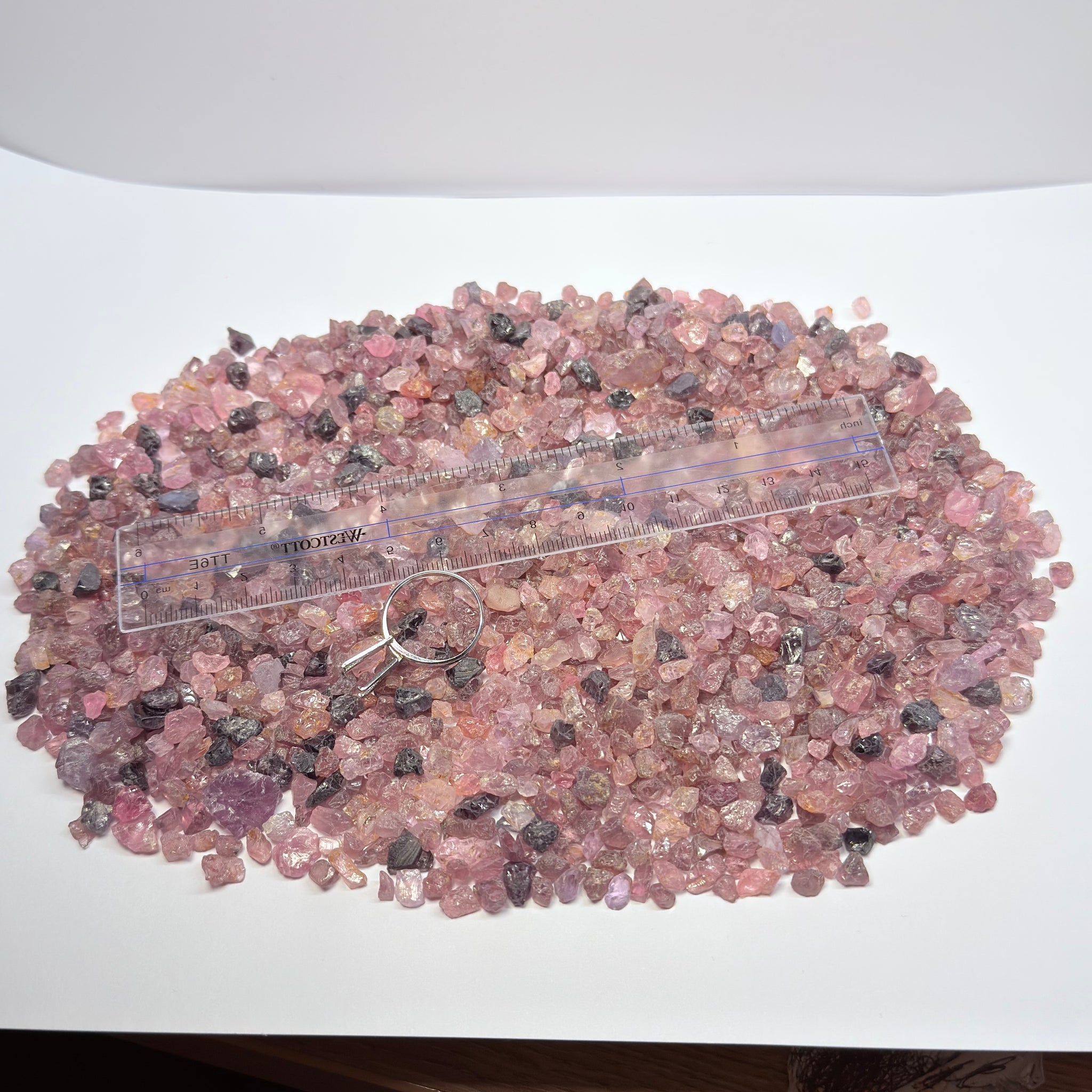 Mahenge Spinel Lot, 377.20gm / 1885ct, Mahenge, Tanzania, Untreated Unheated, melee sizes, 1.40ct average, at US$2 per gm that’s only US$0.40ct wholesale lot