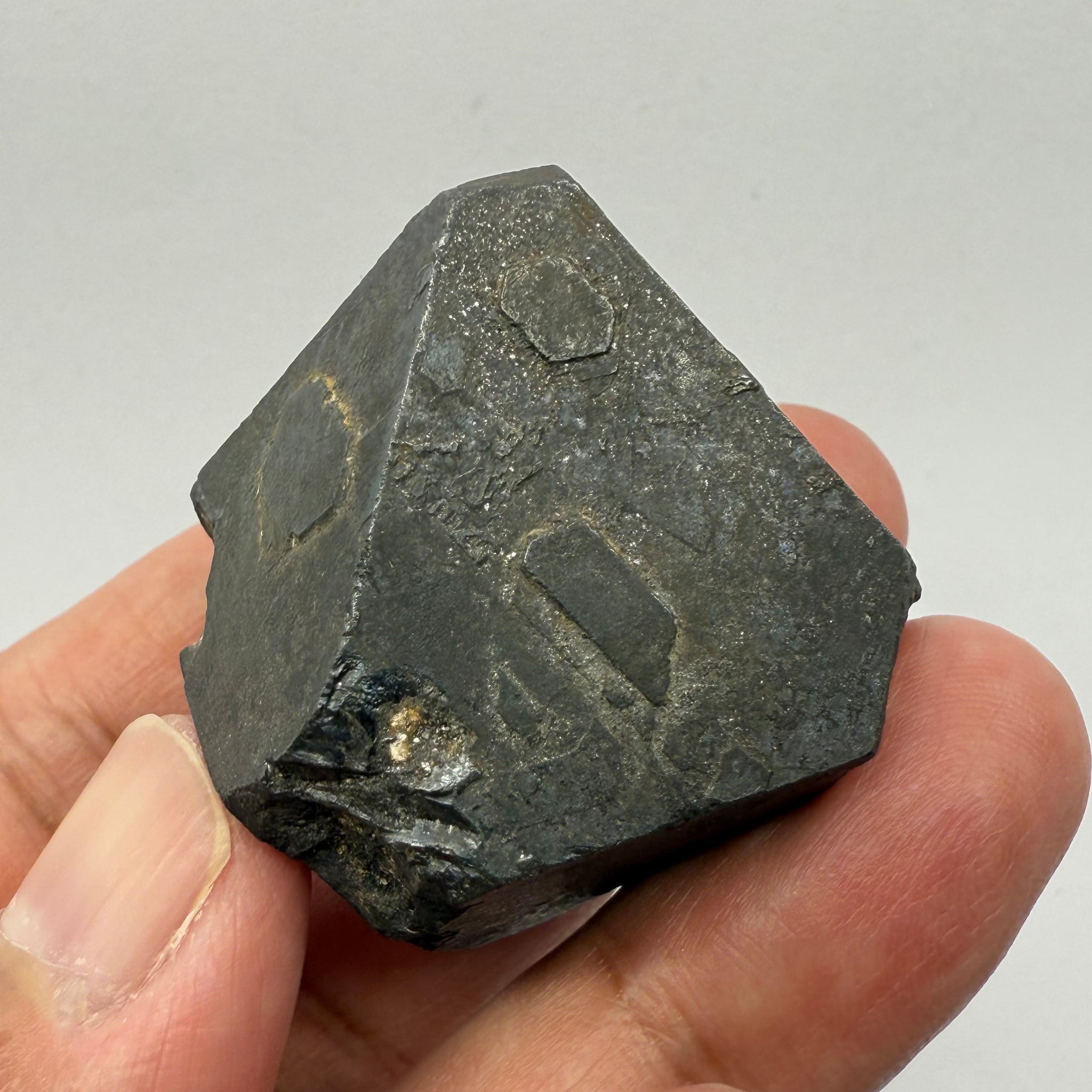 Alabandite Crystal, Merelani, same mining pit as Tanzanite, comes out with Tanzanite, Tanzania, Untreated Unheated. 64.9gm 38.2 x 37.5 x 39.7mm