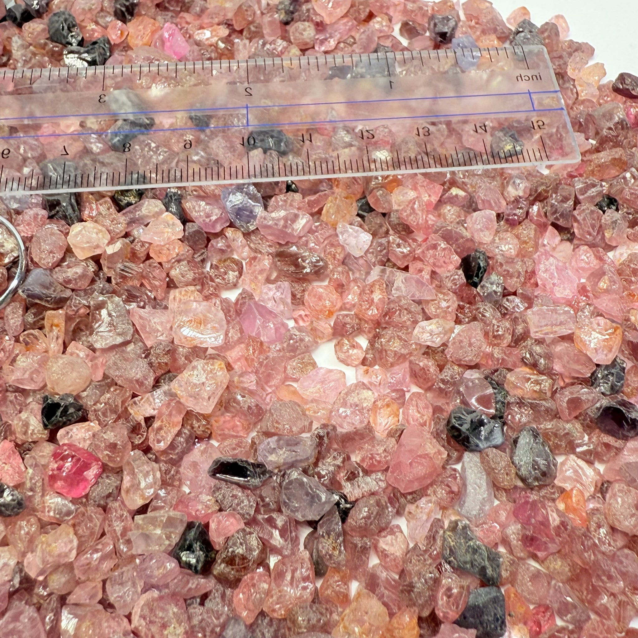 Mahenge Spinel Lot, 377.20gm / 1885ct, Mahenge, Tanzania, Untreated Unheated, melee sizes, 1.40ct average, at US$2 per gm that’s only US$0.40ct wholesale lot