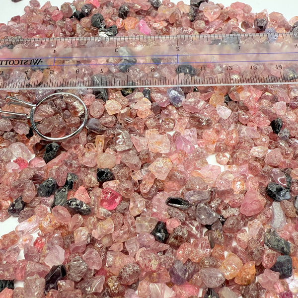 Mahenge Spinel Lot, 377.20gm / 1885ct, Mahenge, Tanzania, Untreated Unheated, melee sizes, 1.40ct average, at US$2 per gm that’s only US$0.40ct wholesale lot