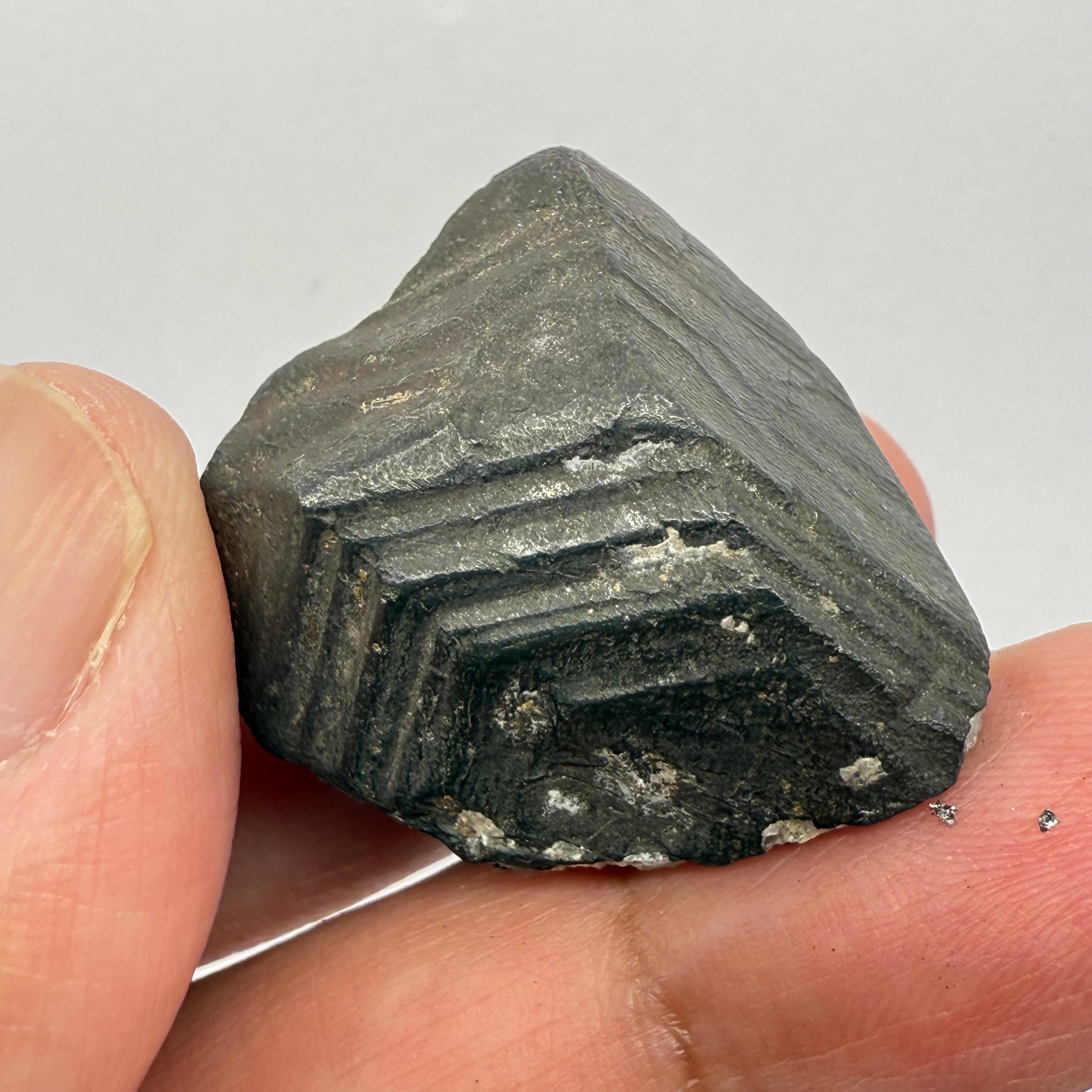 Alabandite Crystal, Merelani, same mining pit as Tanzanite, comes out with Tanzanite, Tanzania, Untreated Unheated. 25.4gm 31.7 x 23.3 x 18.6mm