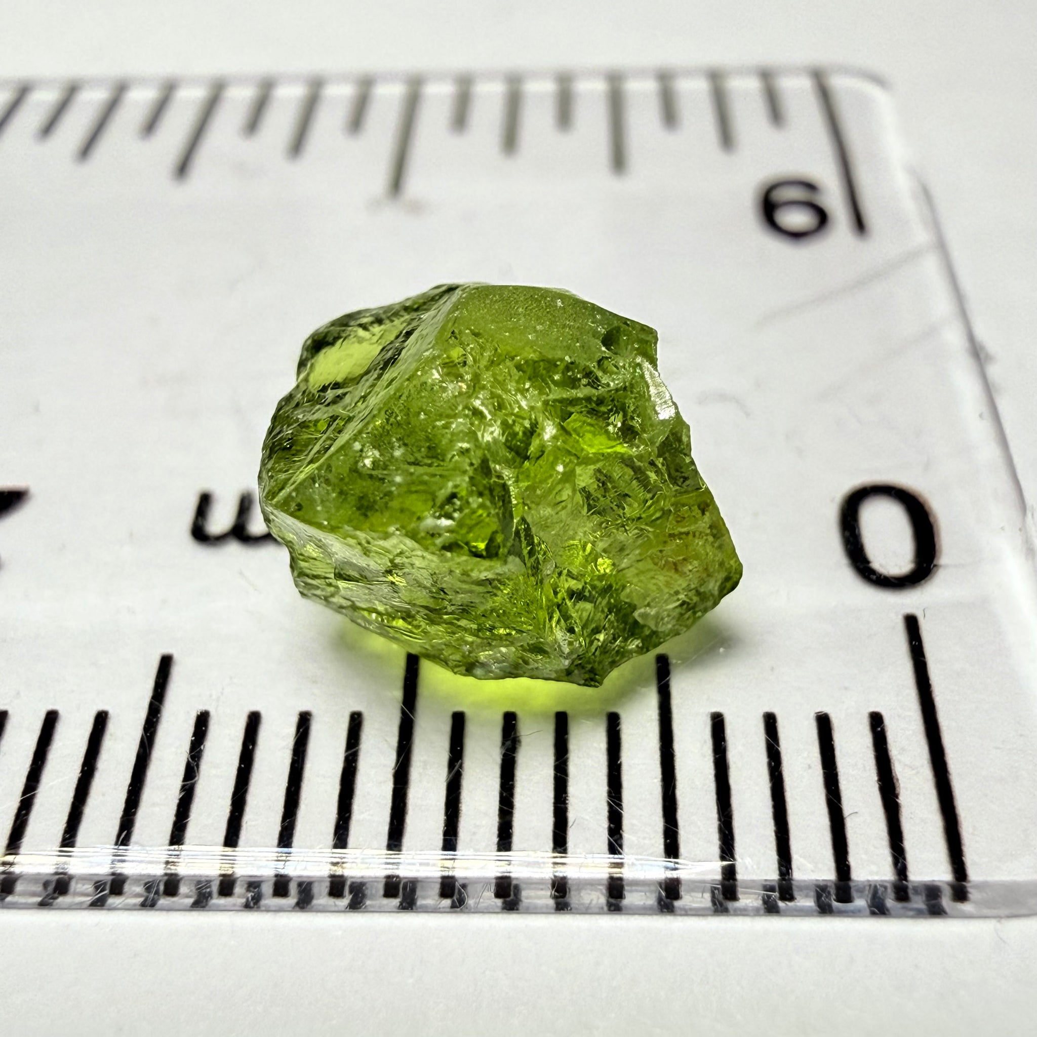 Peridot, 3.44ct, Dodoma, Tanzania, Untreated, vvs-if