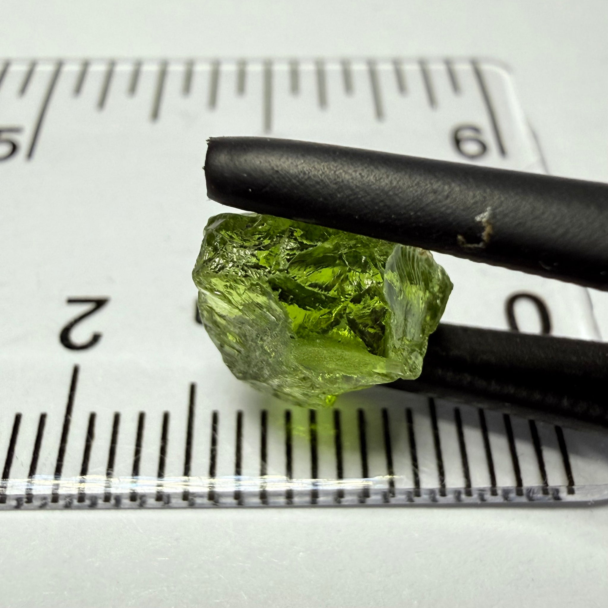 Peridot, 3.44ct, Dodoma, Tanzania, Untreated, vvs-if