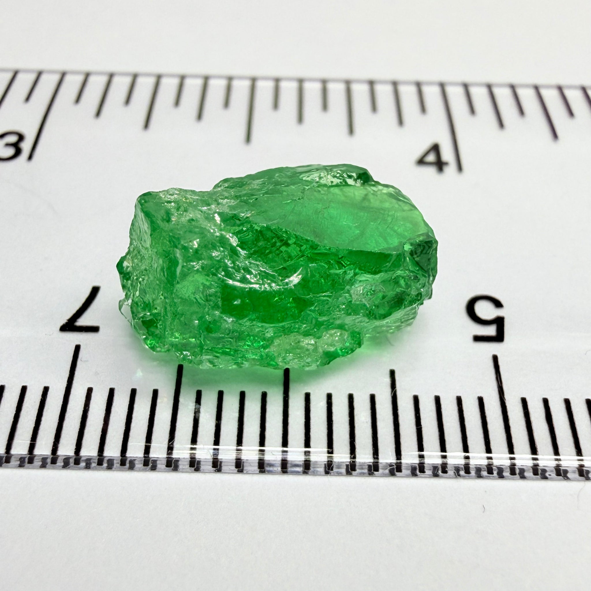 Tsavorite Garnet, 8.52ct, Tanzania, Untreated Unheated. Cracks, spots and veils inside but great for setting as is in jewellery