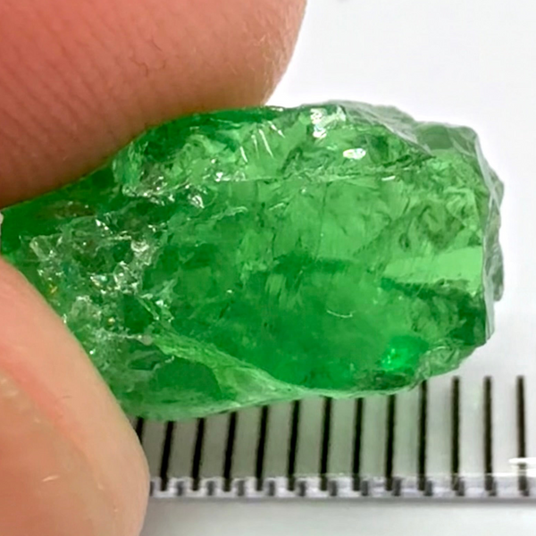 Tsavorite Garnet, 8.52ct, Tanzania, Untreated Unheated. Cracks, spots and veils inside but great for setting as is in jewellery