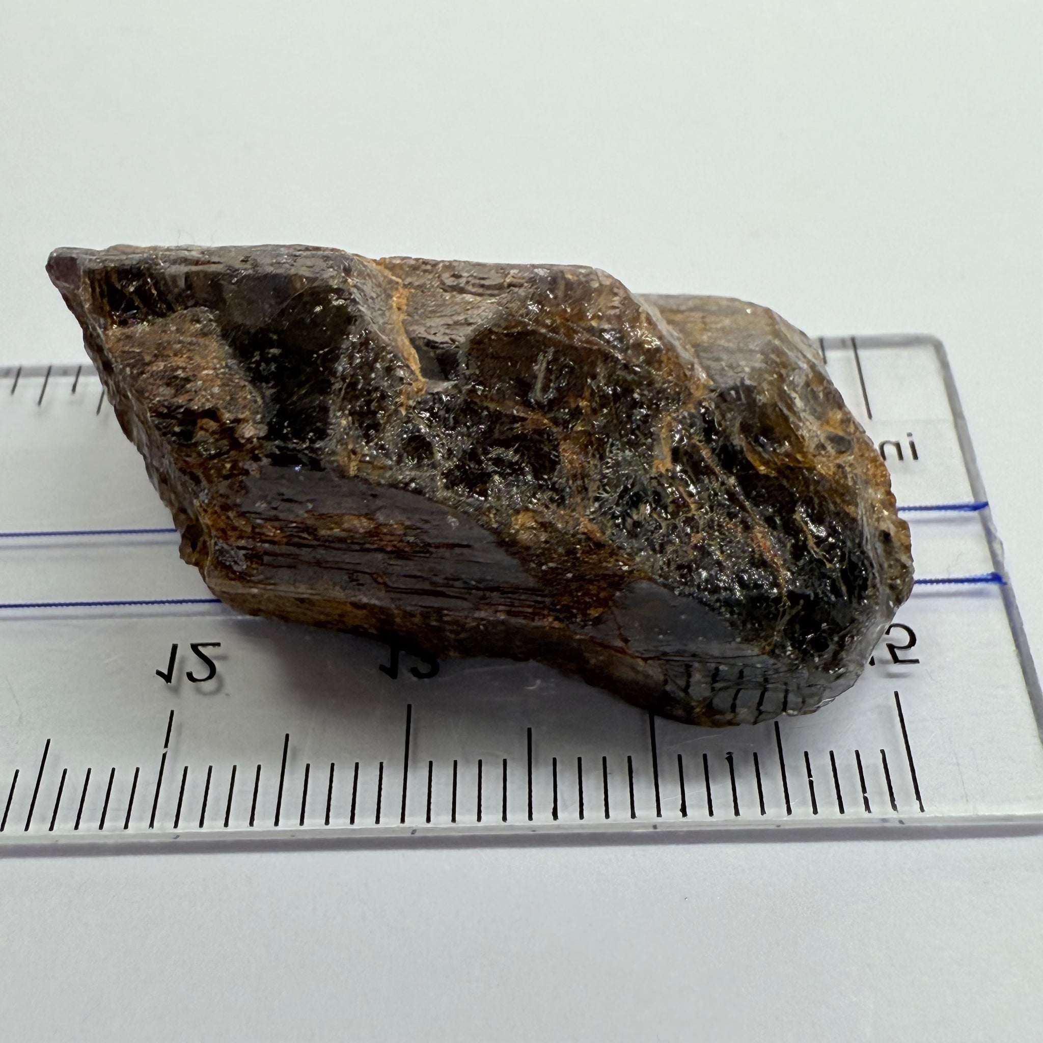 Tanzanite Crystal, virtually black, 94.58ct, Tanzania