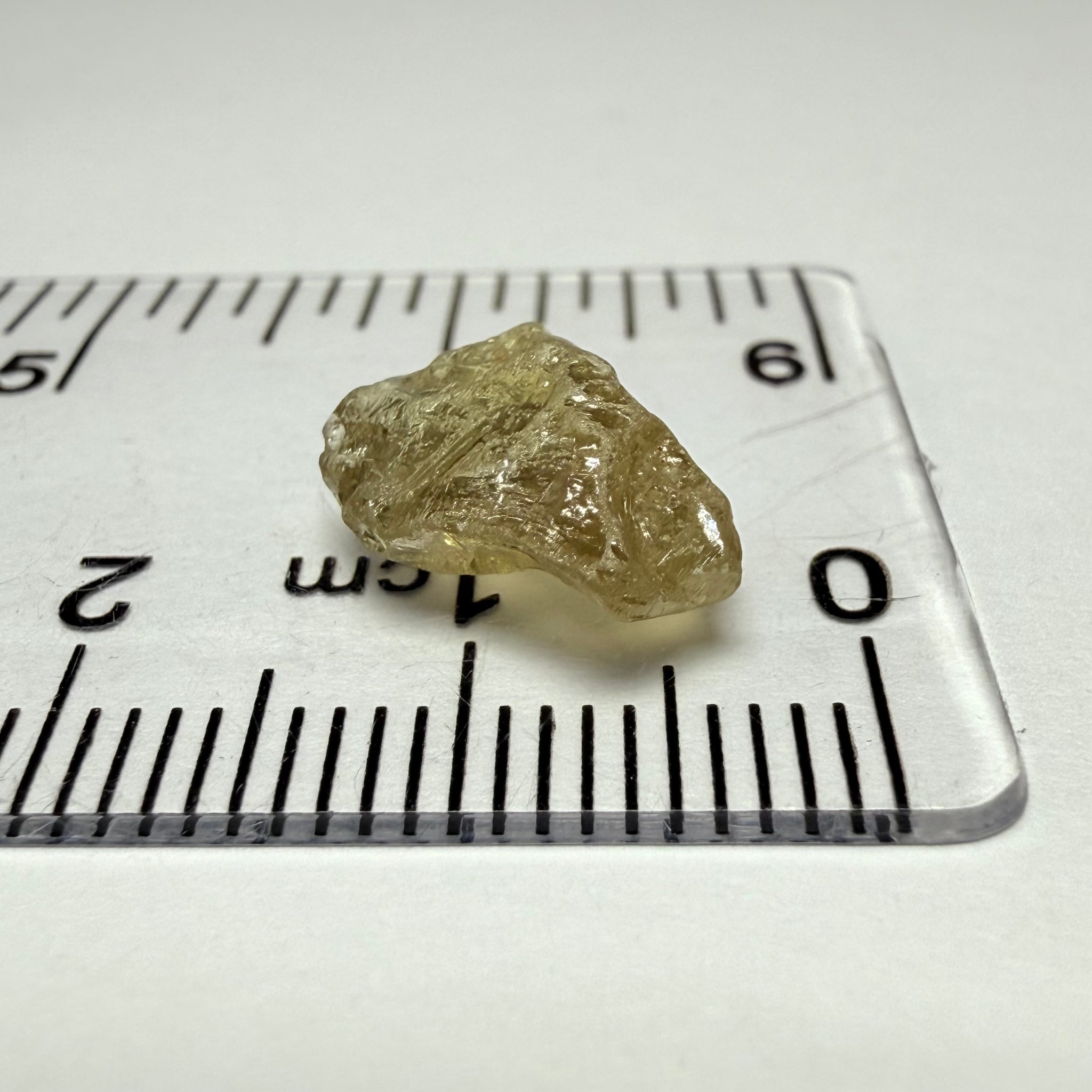 Umba Sapphire, 4.37ct, Umba Valley, Tanzania, Untreated Unheated. Flat shape, see pics and video, slightly to very slightly included