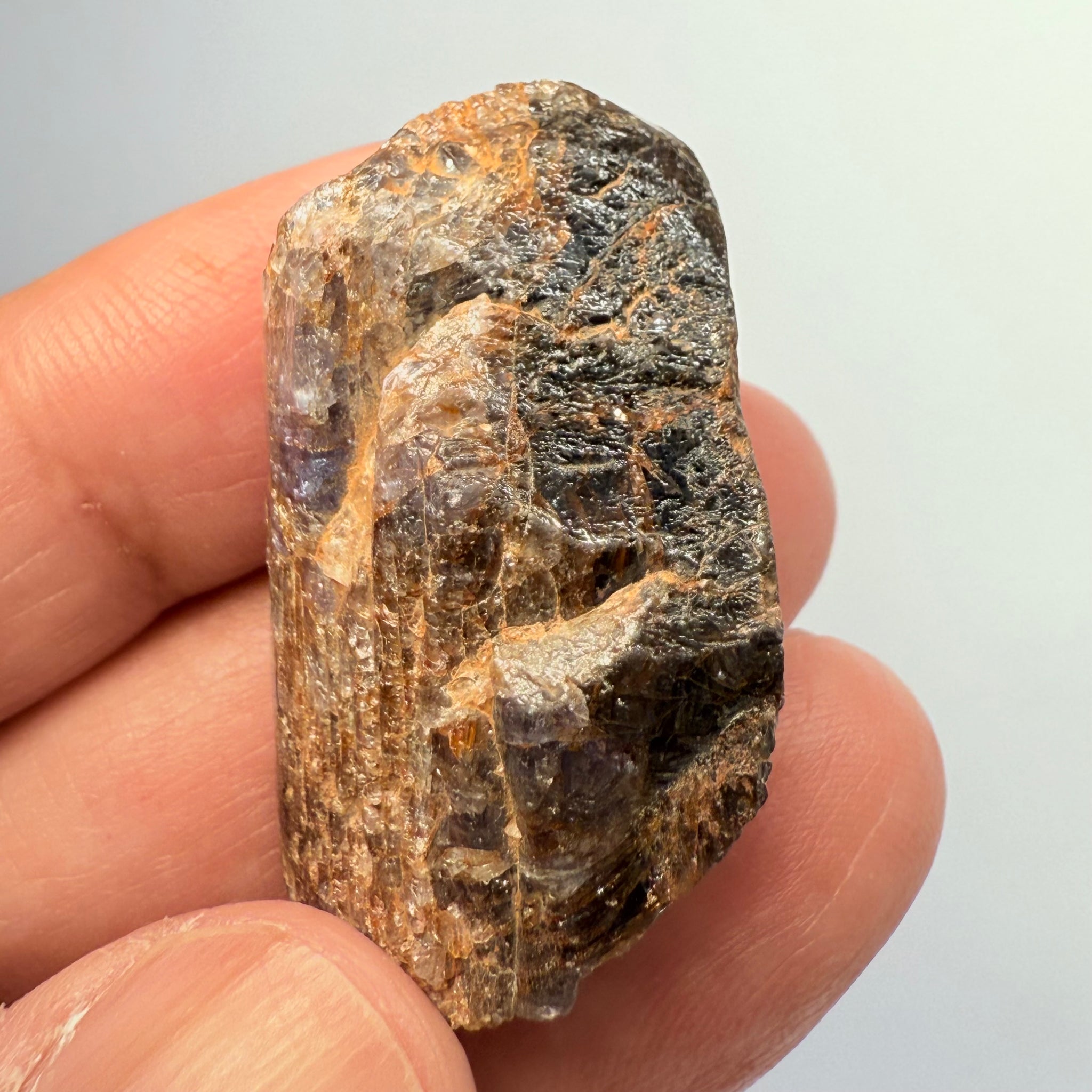 Tanzanite Crystal, virtually black, 94.58ct, Tanzania