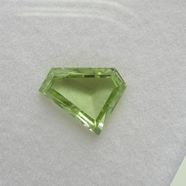 Tsavorite Garnet, 2.35ct, Tanzania. Untreated Unheated. Precision Tablet Cut.