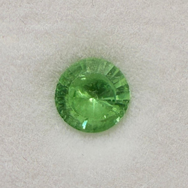 Tsavorite Garnet, 0.46ct, Kenya, Unheated Untreated, native cut.