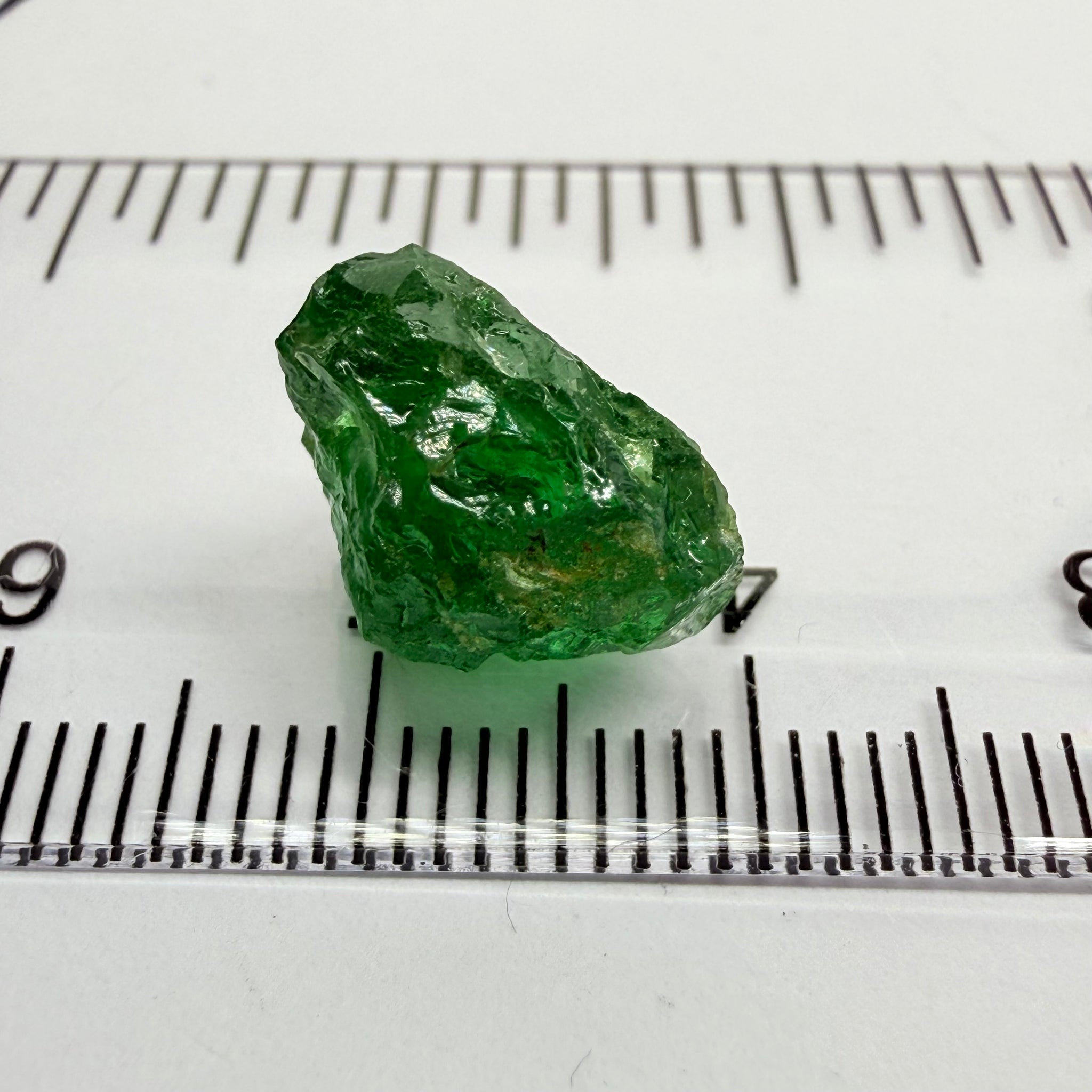 Tsavorite Garnet, 7.82ct, Tanzania, Untreated Unheated. Slightly included with slight veils