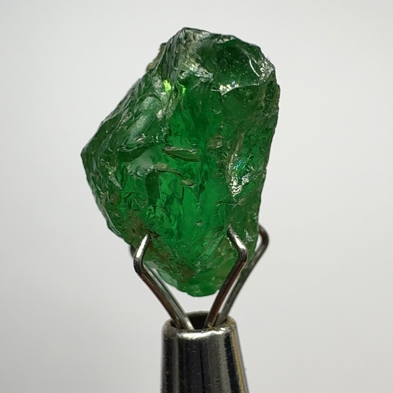 Tsavorite Garnet, 7.82ct, Tanzania, Untreated Unheated. Slightly included with slight veils