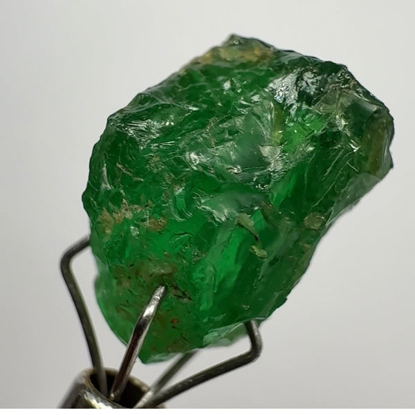 Tsavorite Garnet, 7.82ct, Tanzania, Untreated Unheated. Slightly included with slight veils