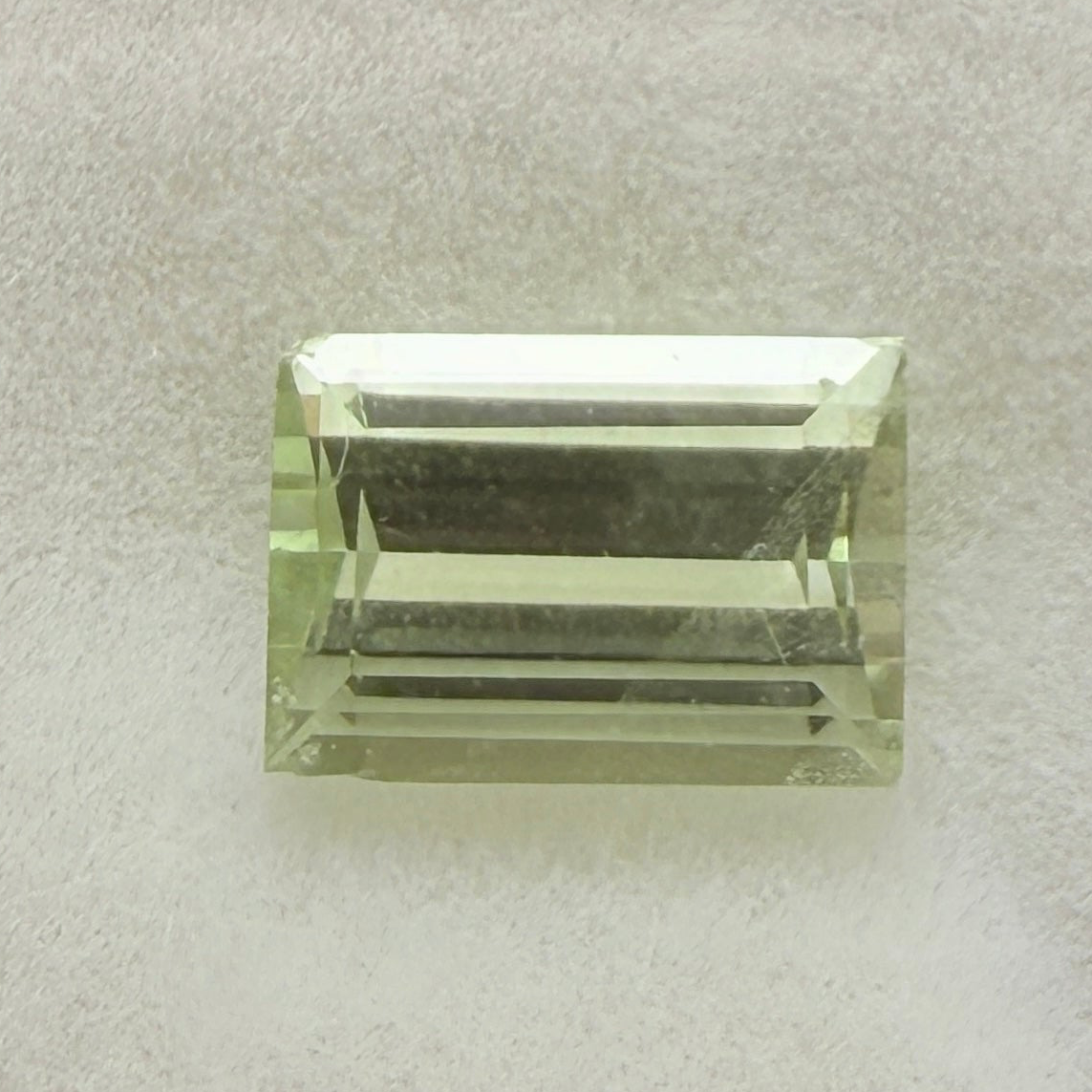 Merelani Mint Garnet, 0.92ct, Tanzania, Untreated Unheated, Native Cut, slight dent on one corner