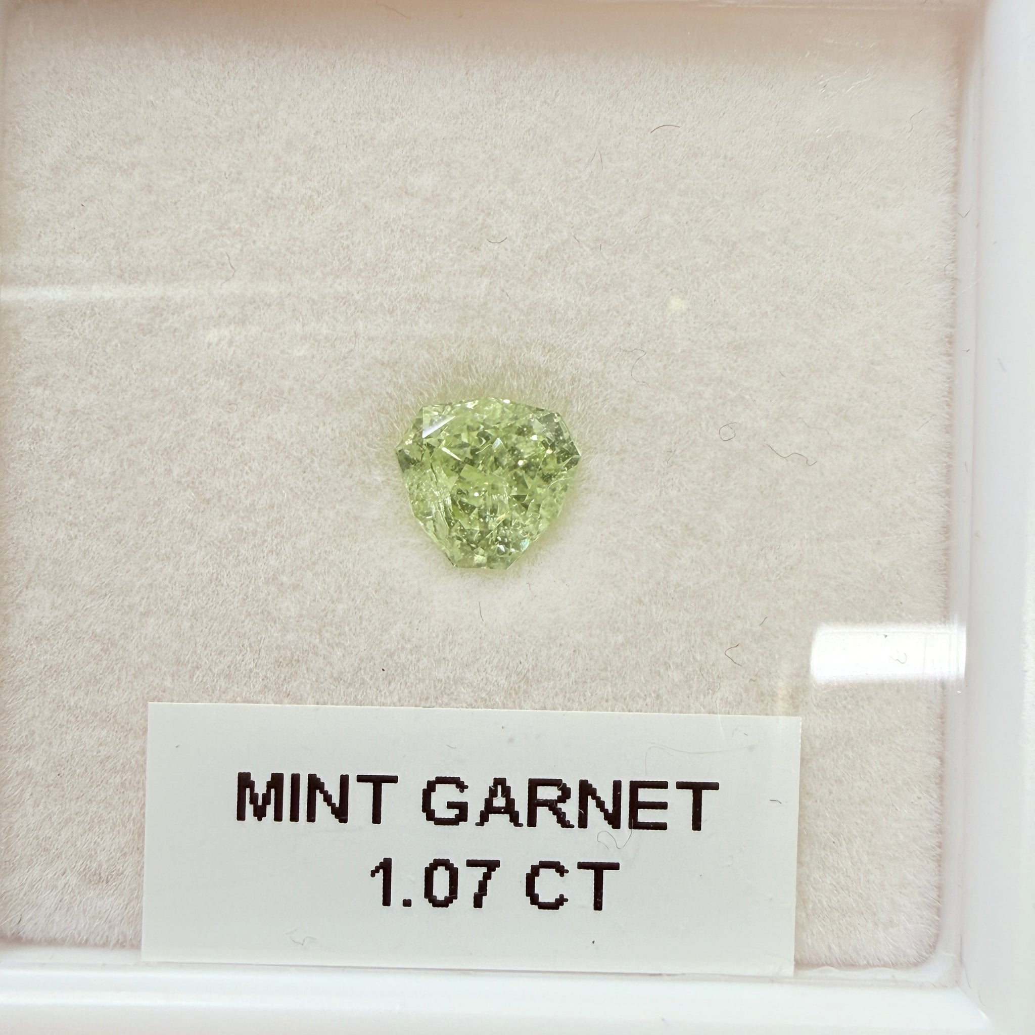 Merelani Mint/Light Color Tsavorite, 1.07ct, Untreated Unheated