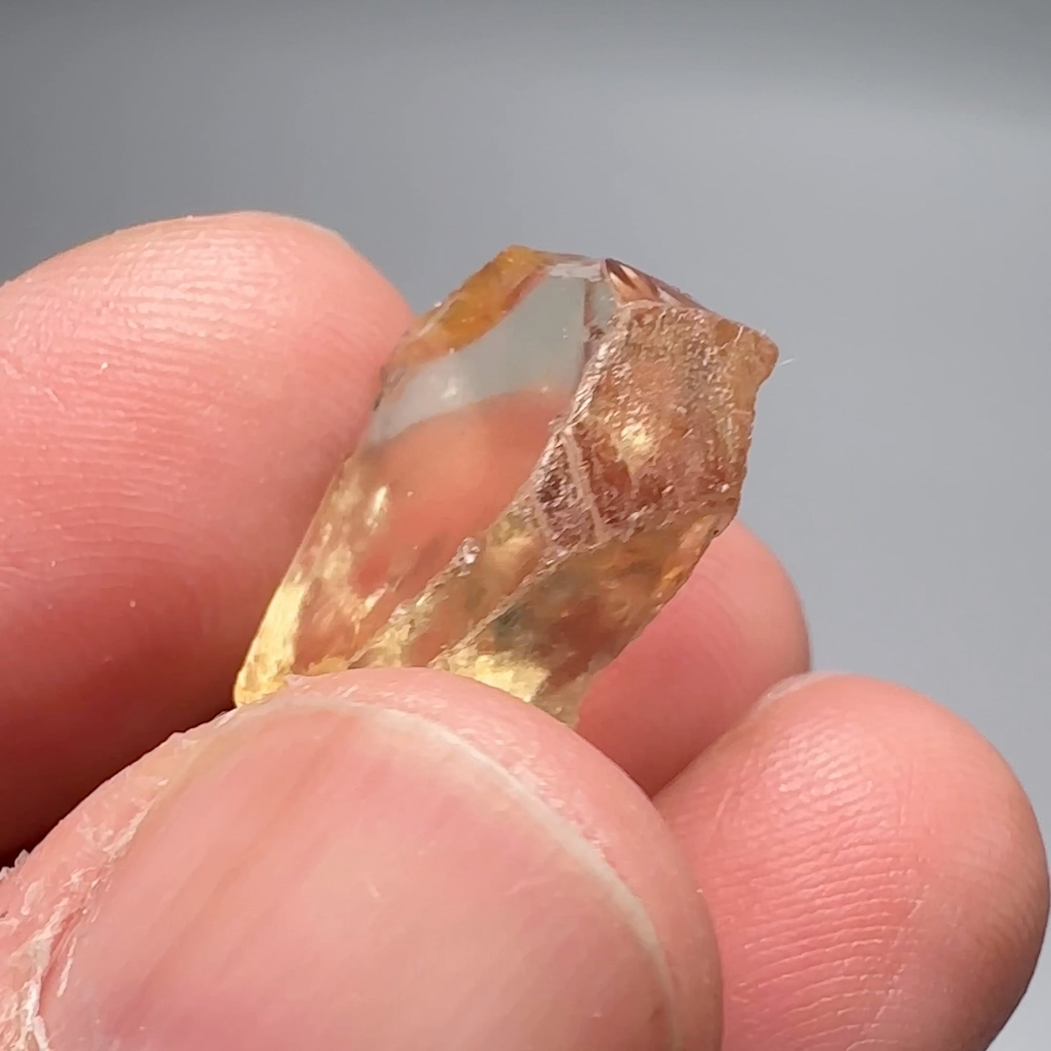 Citrine, 15.67ct, Zambia, Untreated Unheated, VVS-IF, flat