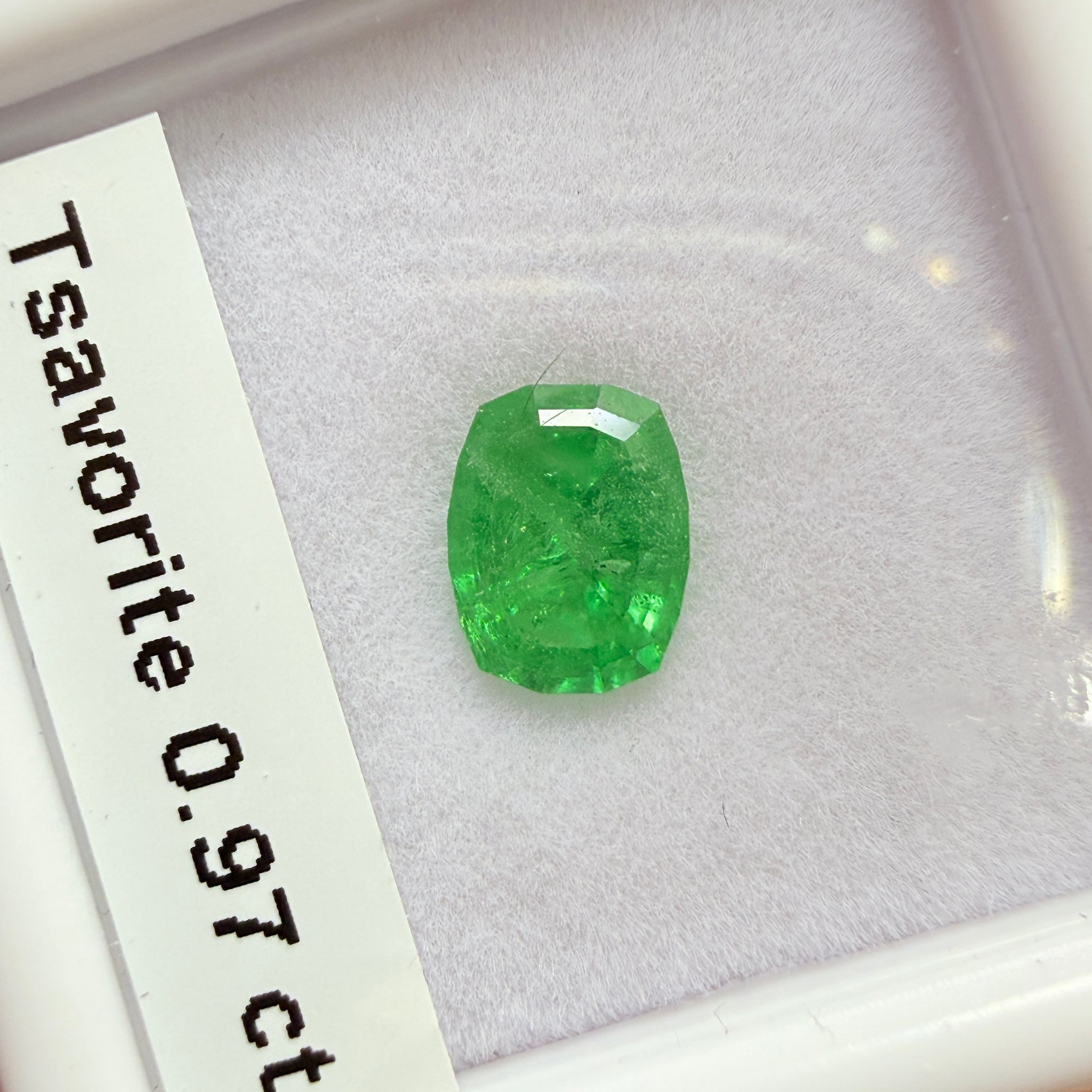 Tsavorite Garnet, 0.97ct, Kenya, Unheated Untreated