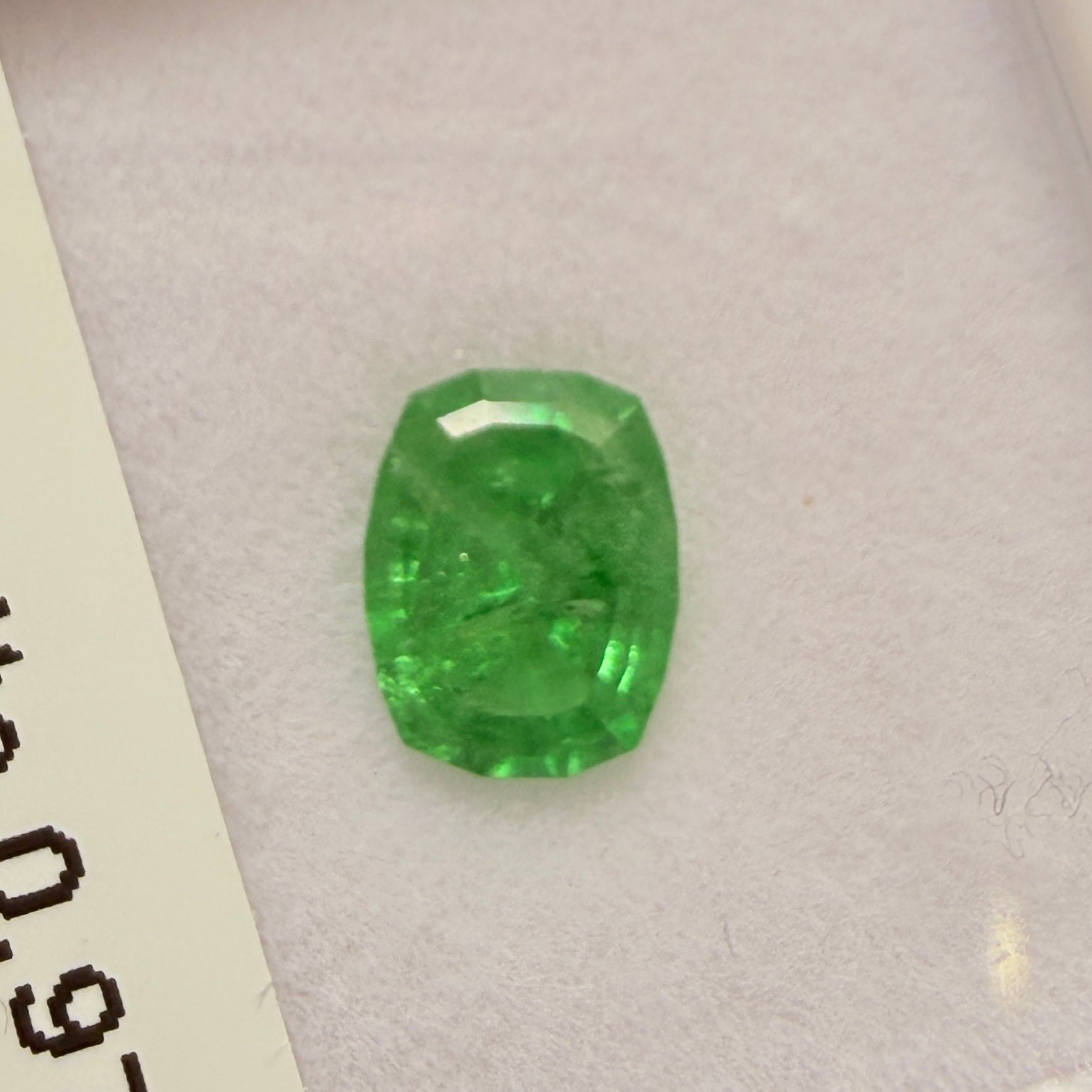 Tsavorite Garnet, 0.97ct, Kenya, Unheated Untreated