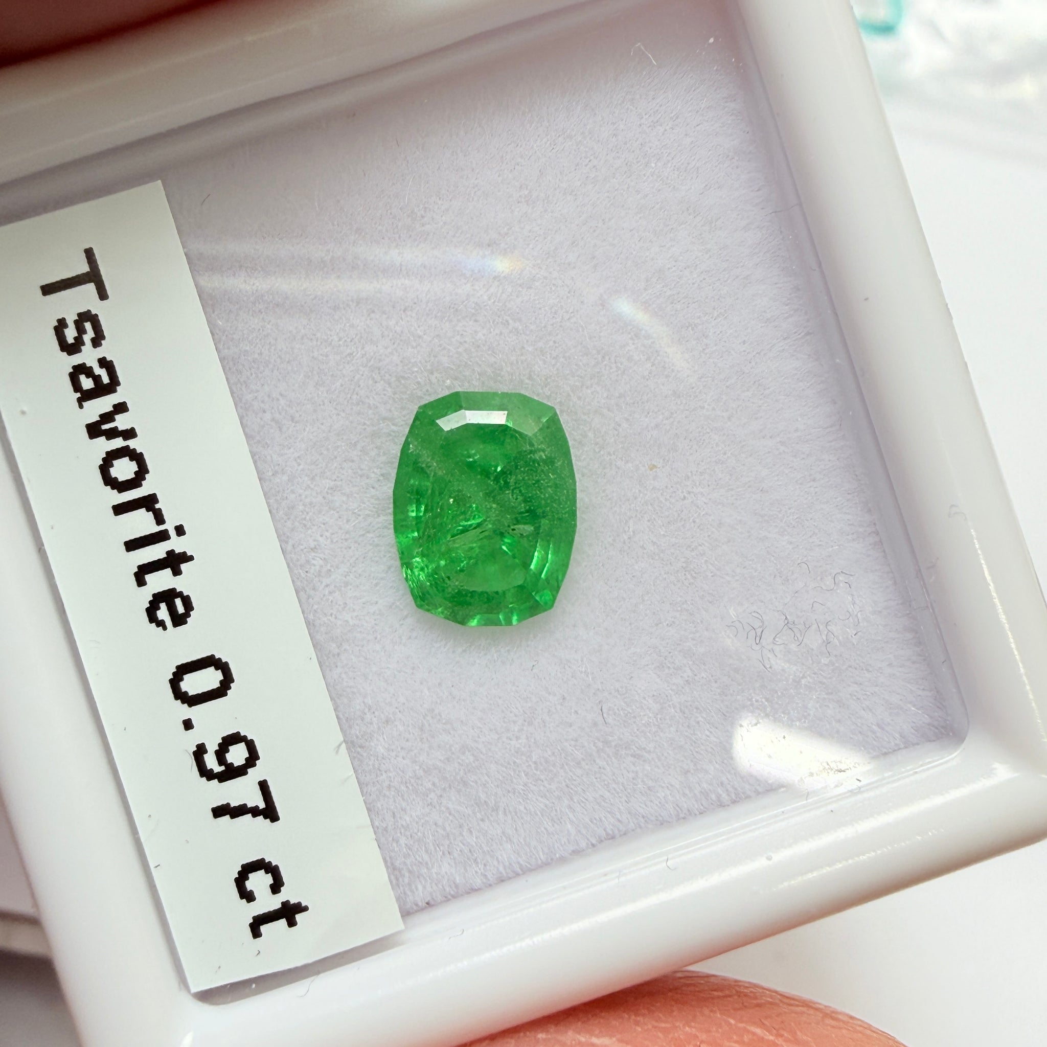 Tsavorite Garnet, 0.97ct, Kenya, Unheated Untreated