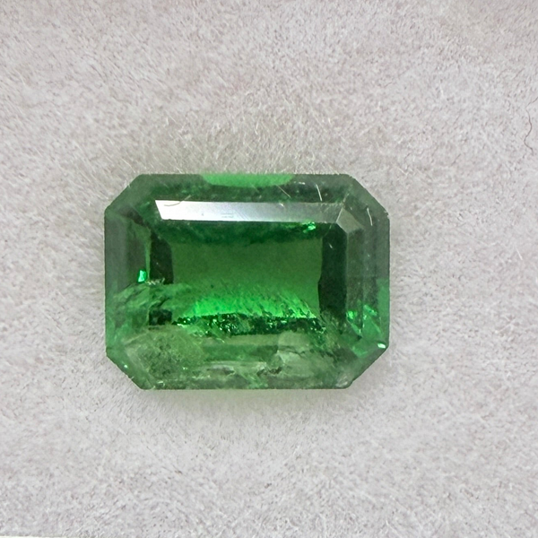 Tsavorite Garnet, 0.84ct, Kenya, Unheated Untreated, native cut.