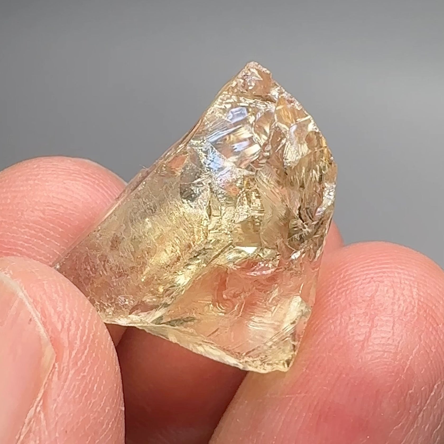 Citrine, 26.79ct, Zambia, Untreated Unheated, slight issues on outside, rest VVS-IF